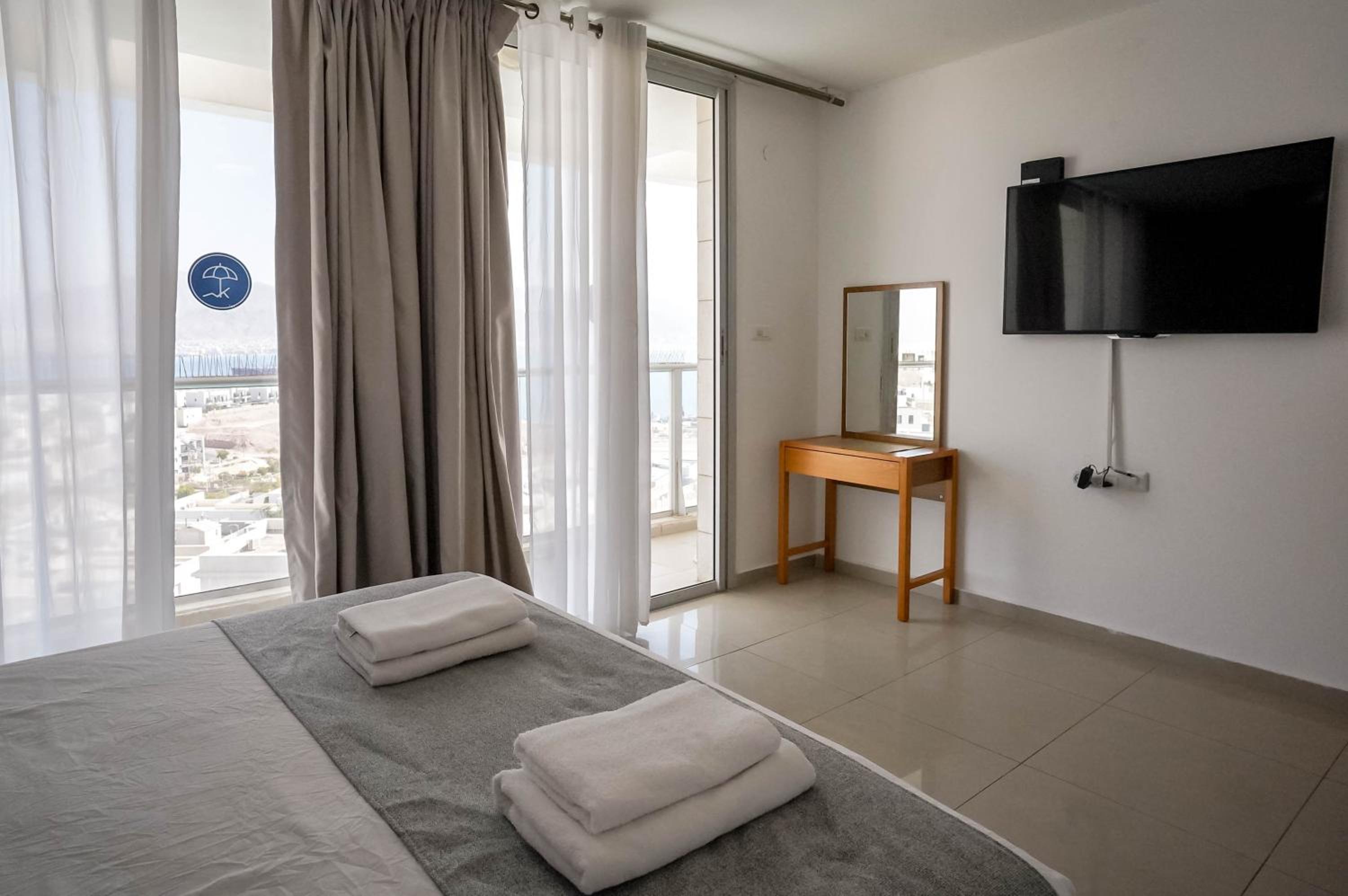 YalaRent Mountainside Duplexes with Private Pool