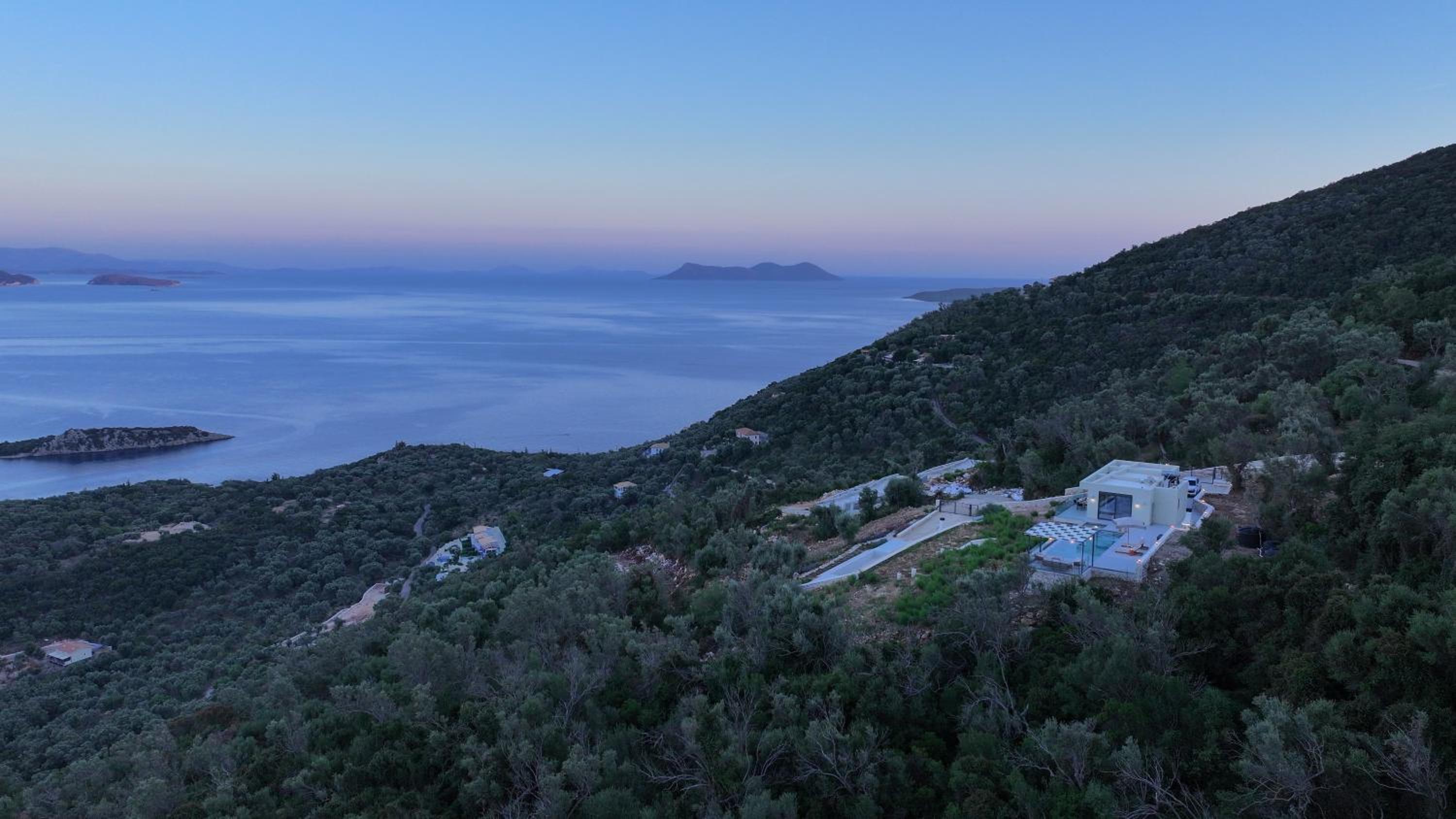 Yoni Villa