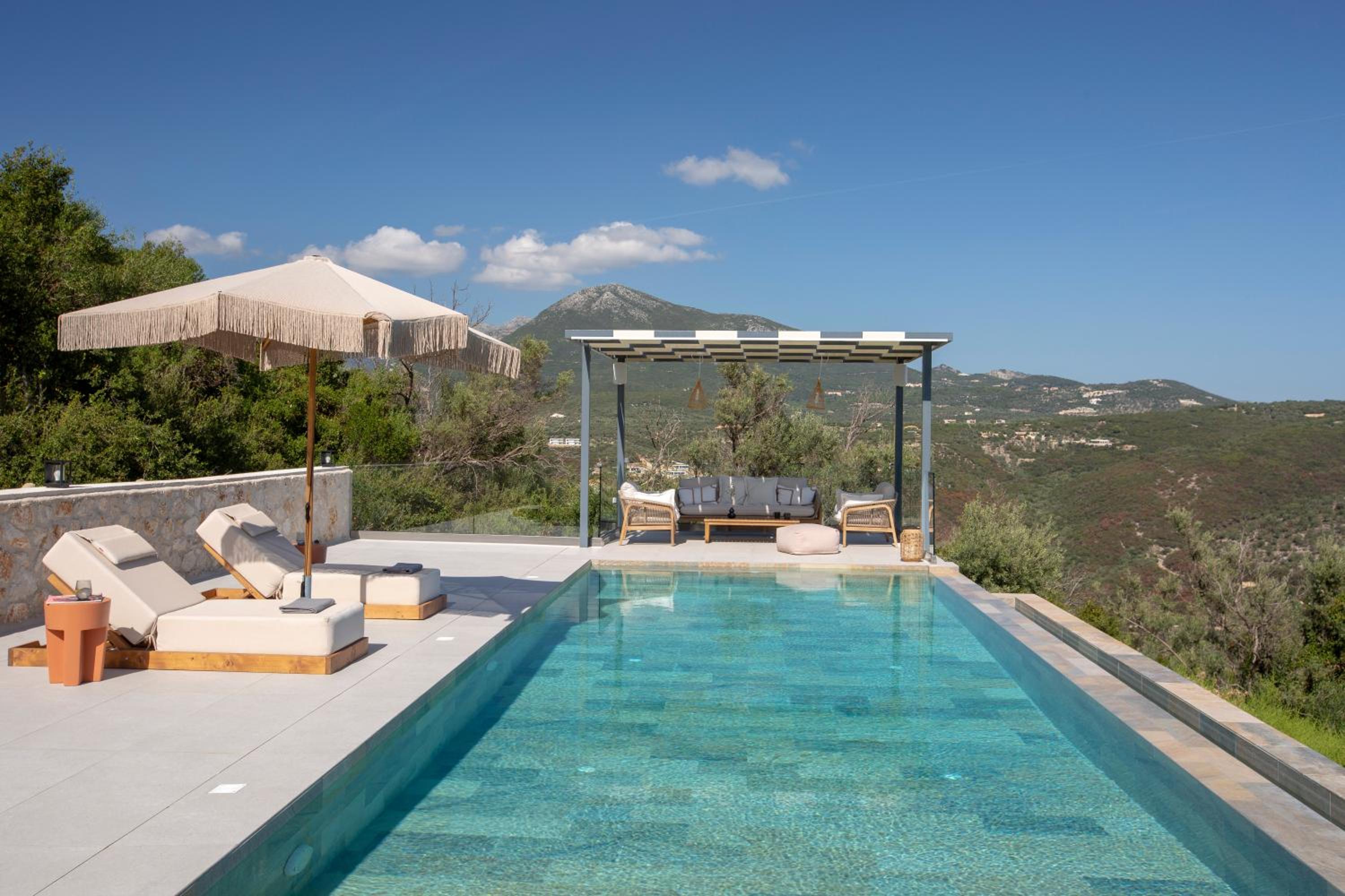 Yoni Villa