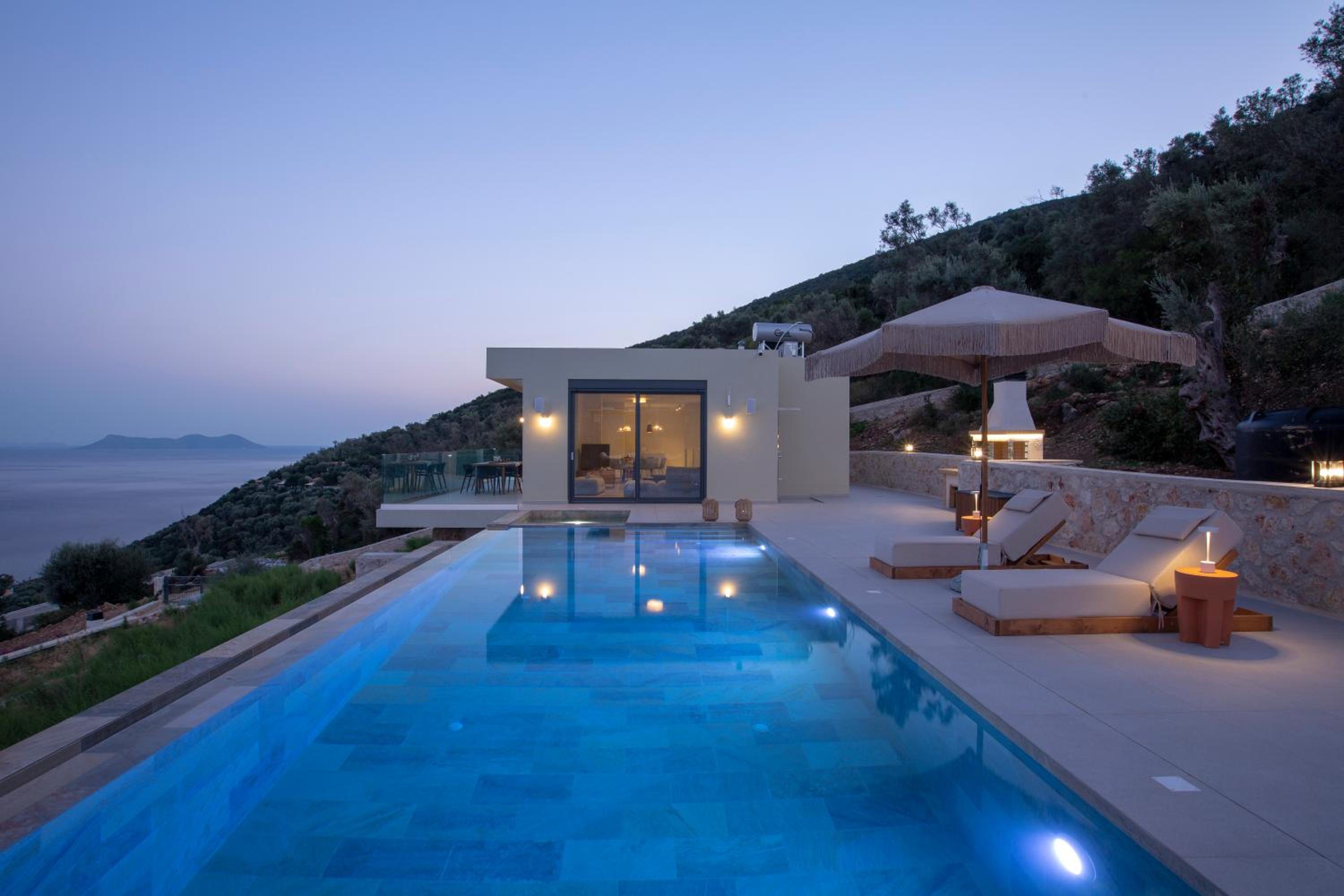 Yoni Villa