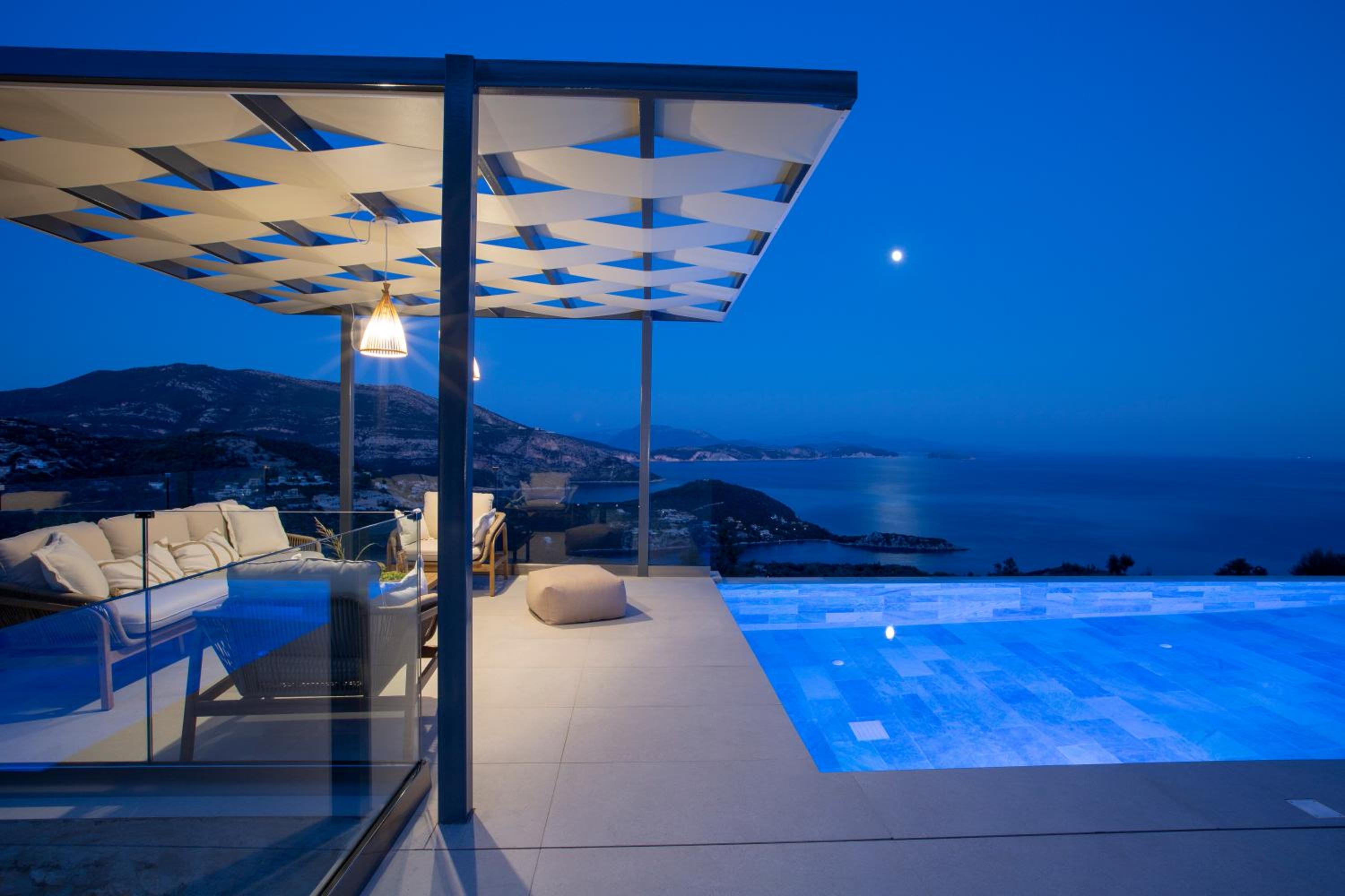 Yoni Villa