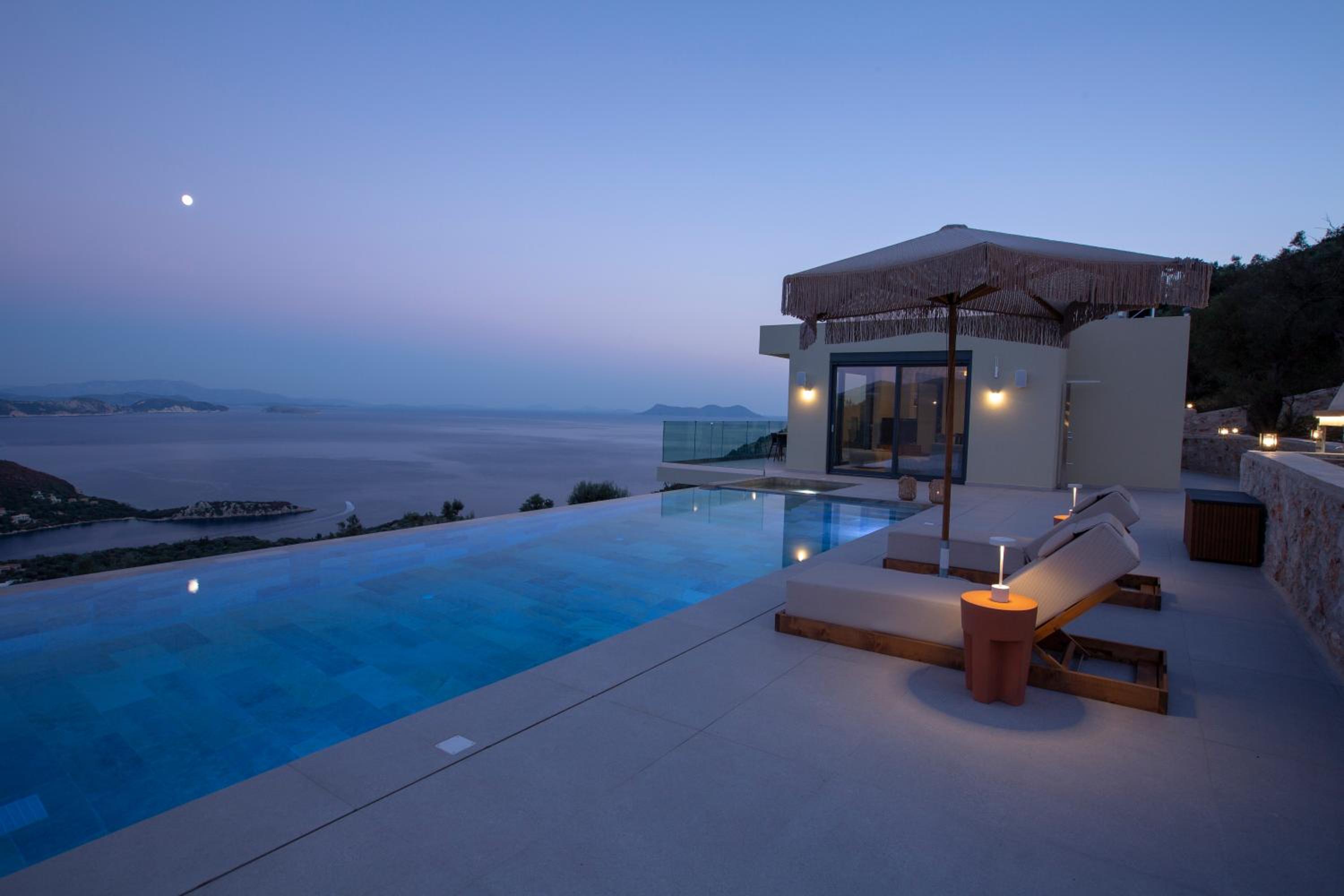 Yoni Villa