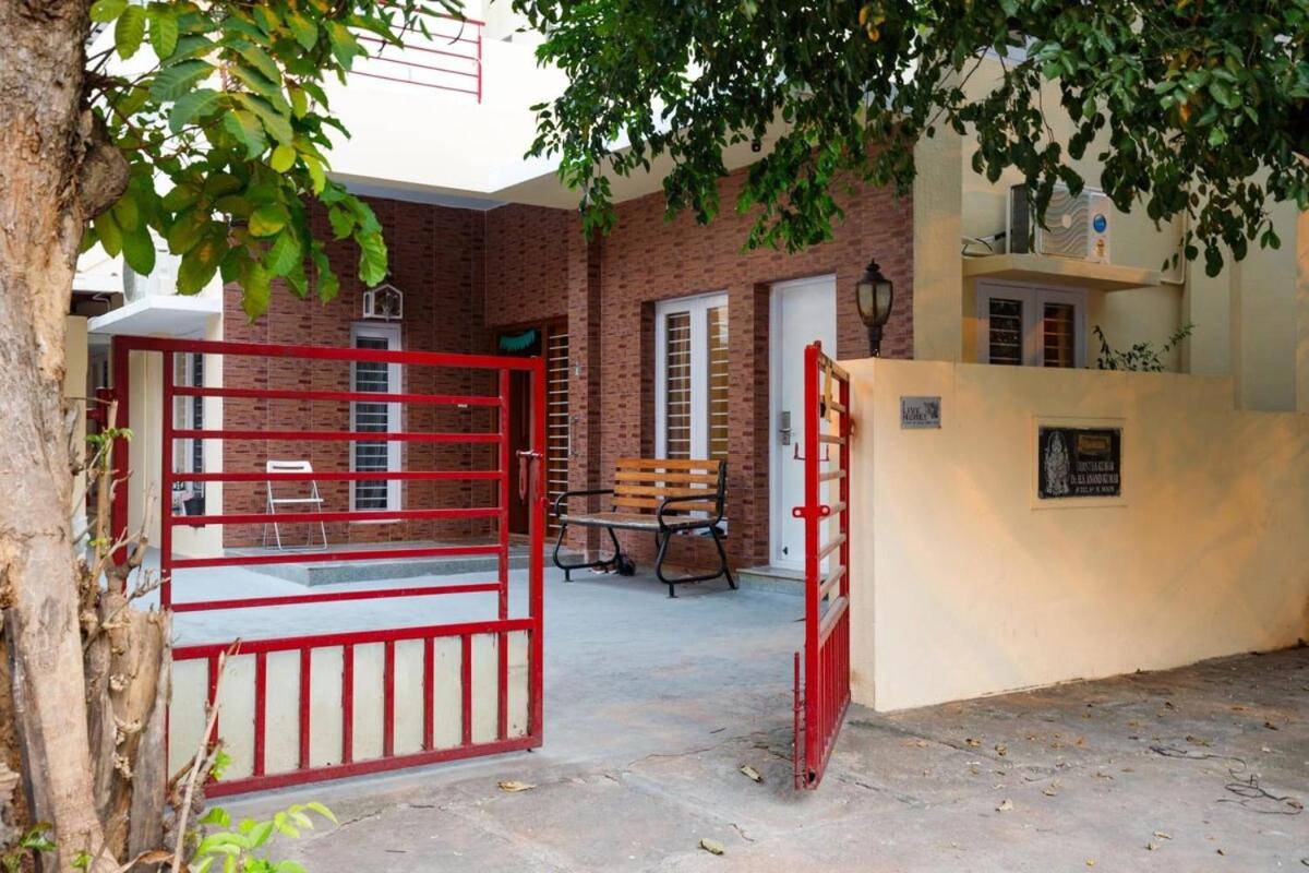 CedarWood Villa by Red Olive AC Serviced 3BHK view 2