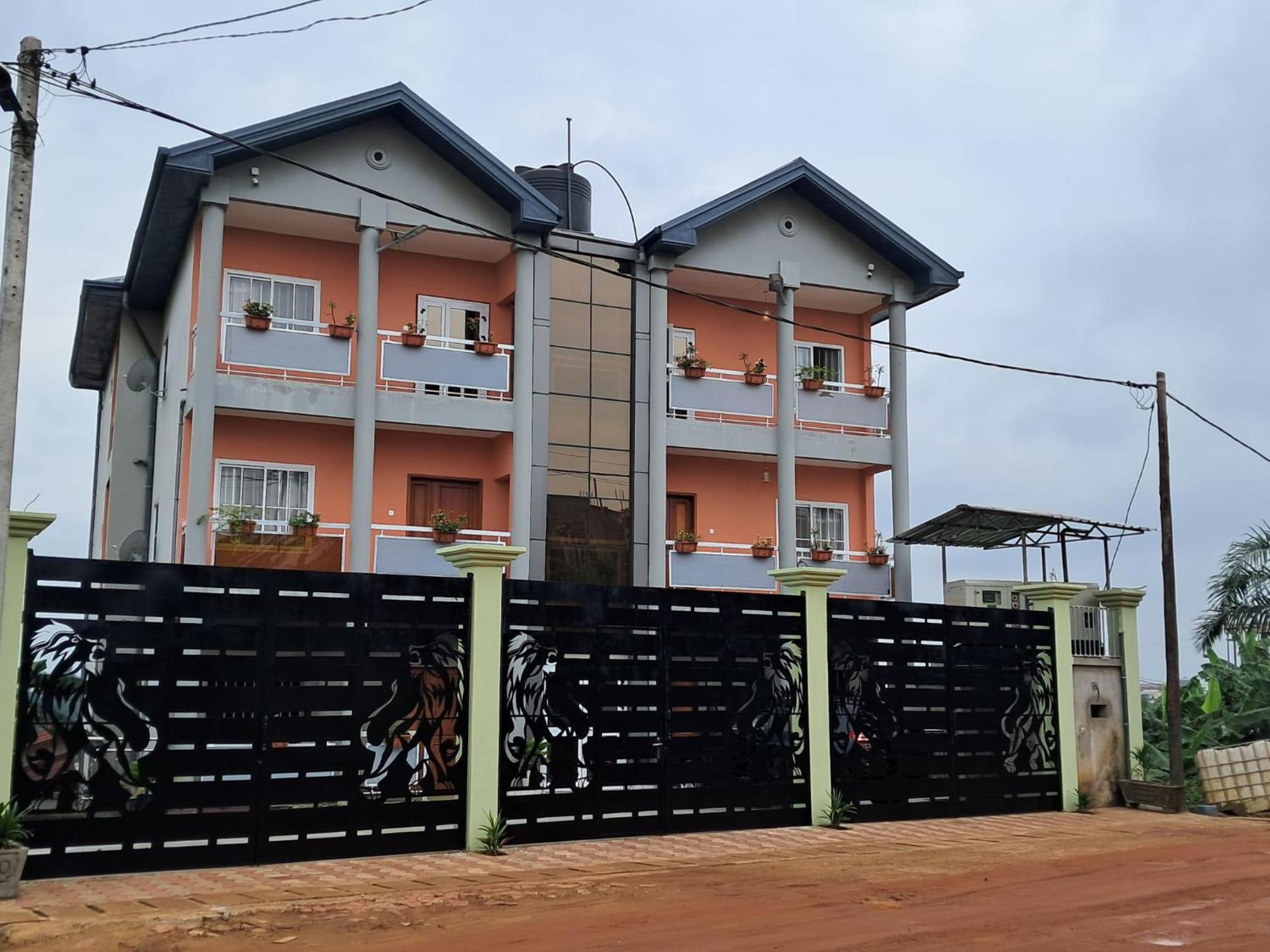 Residence New Standing Douala CITE CHIRAC YASSA