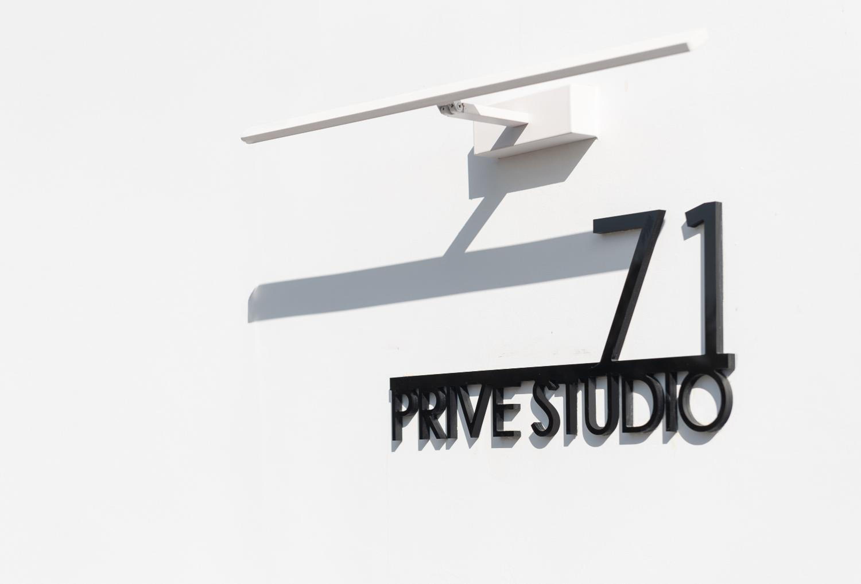 Prive Studio