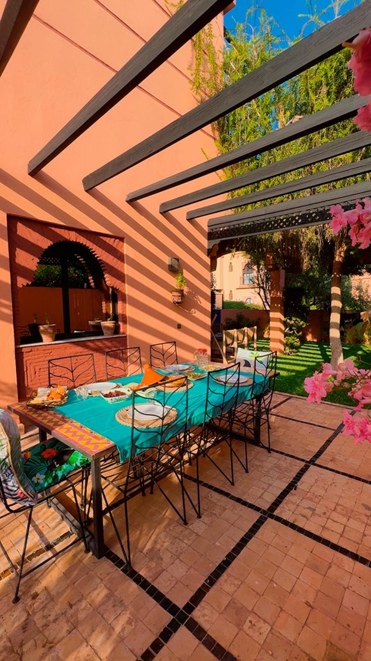 Luxury Villa with Pool, Garden & Gated Security view 2