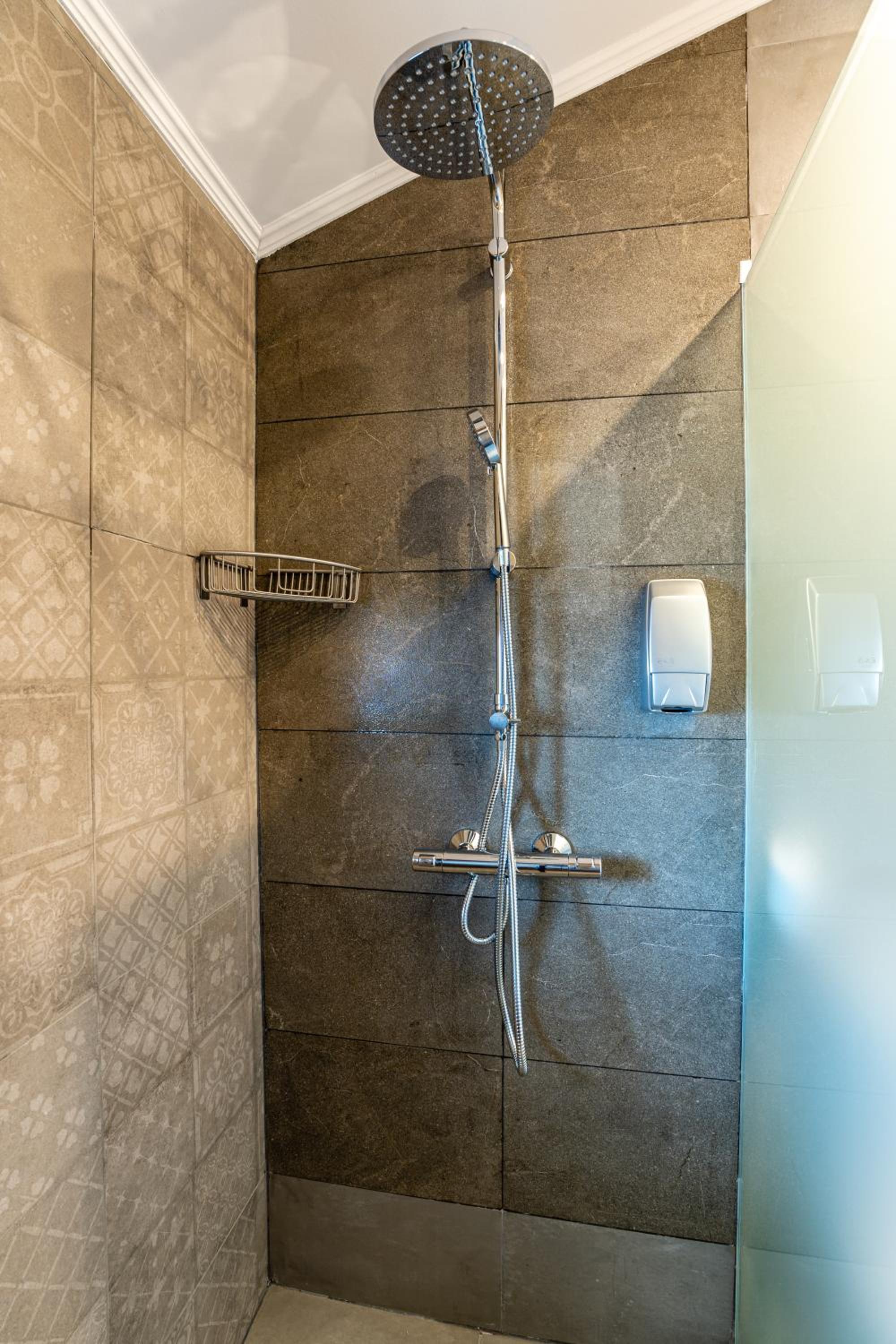 Simada Center Guesthouse
