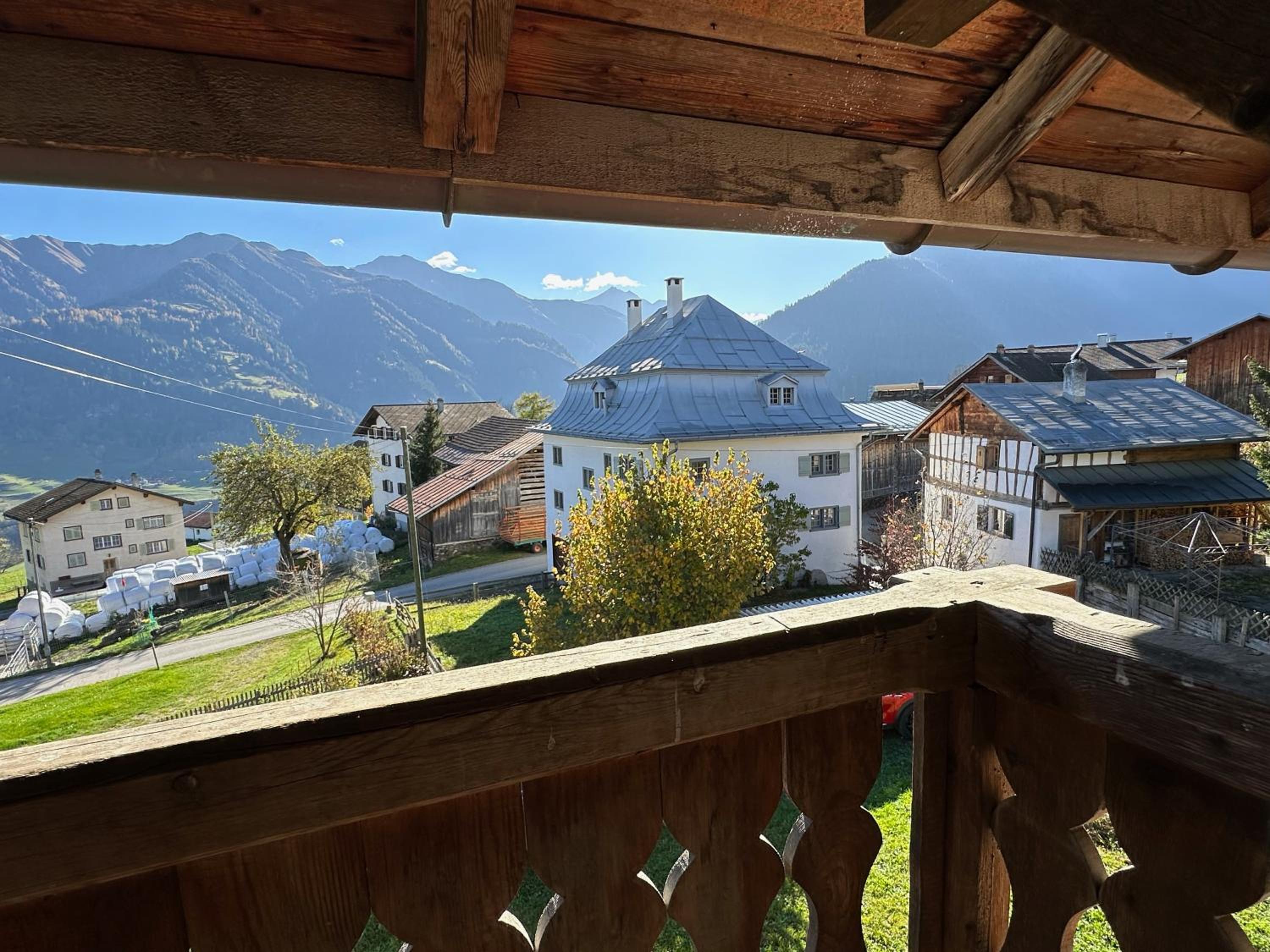 Casa Vanellus / Vignogn / Val Lumnezia / near Laax