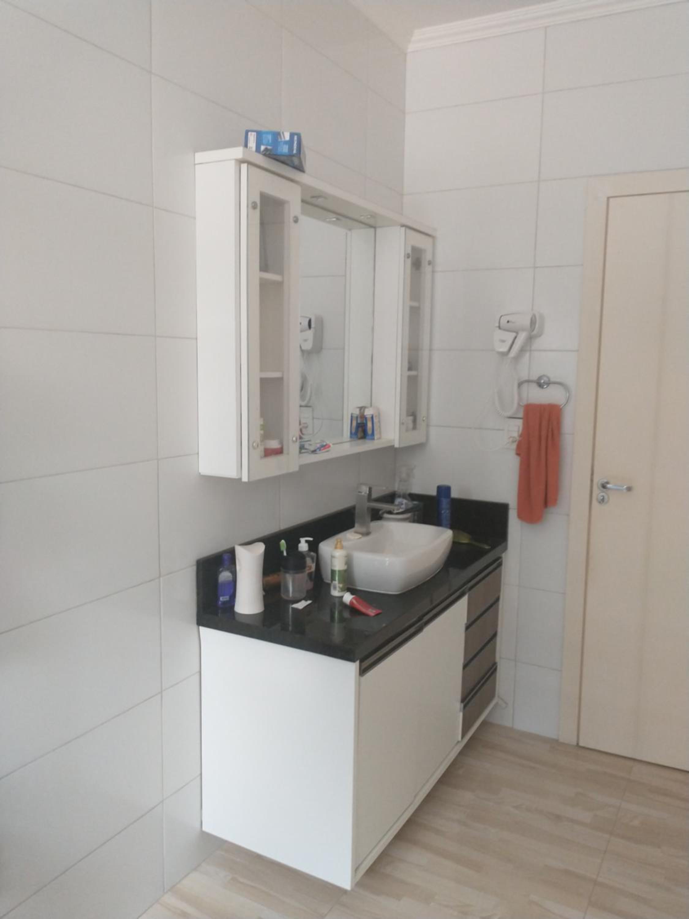 Casa no Condomínio Green Hills 4 quartos