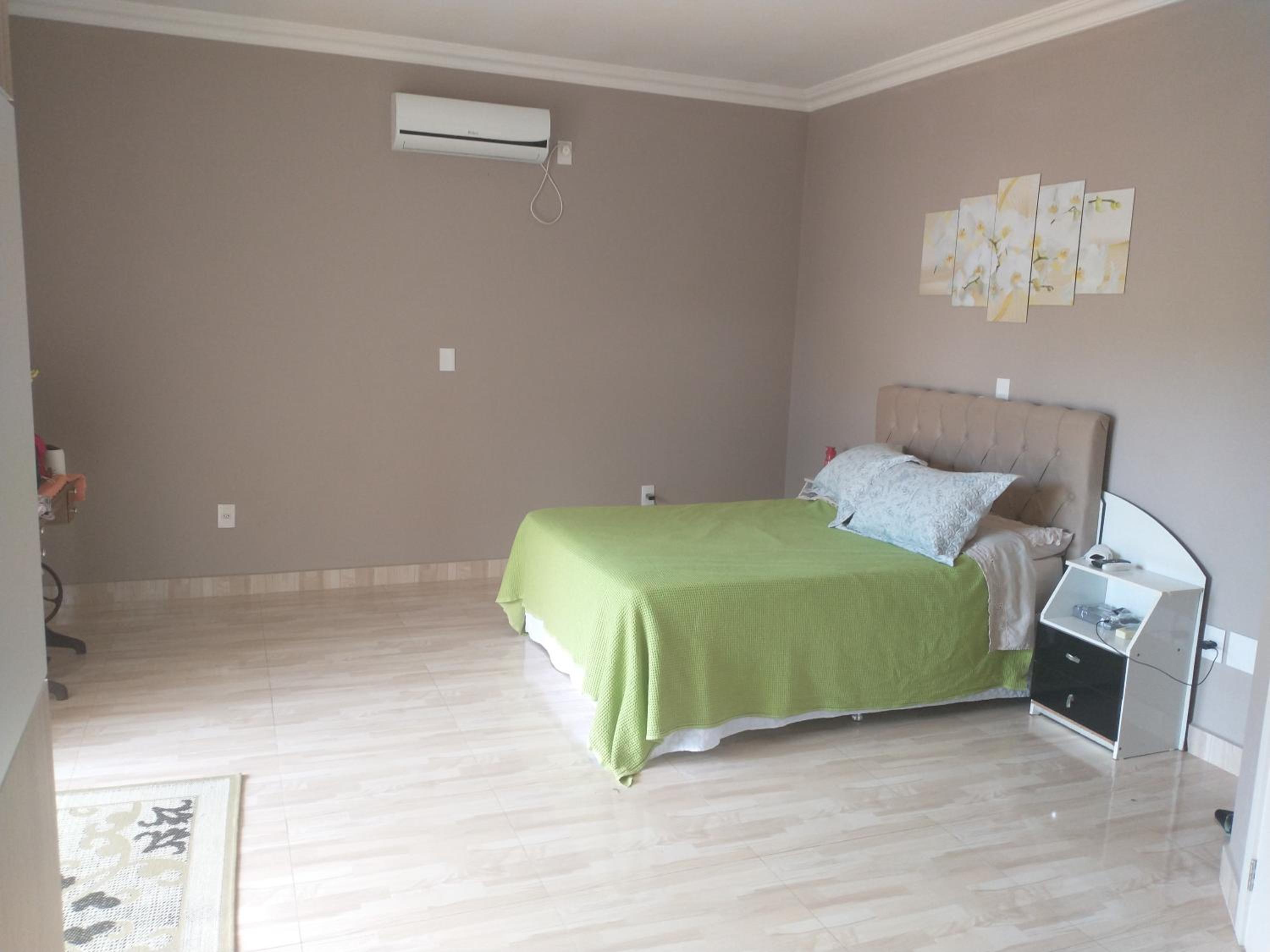 Casa no Condomínio Green Hills 4 quartos