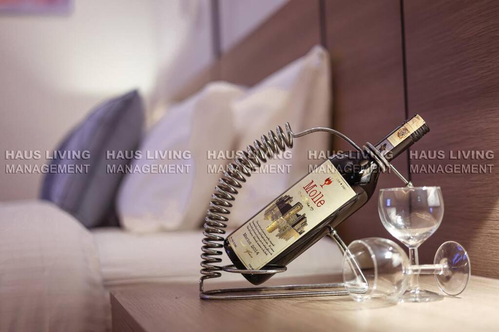 Hausliving Studio with 1bed1bath
