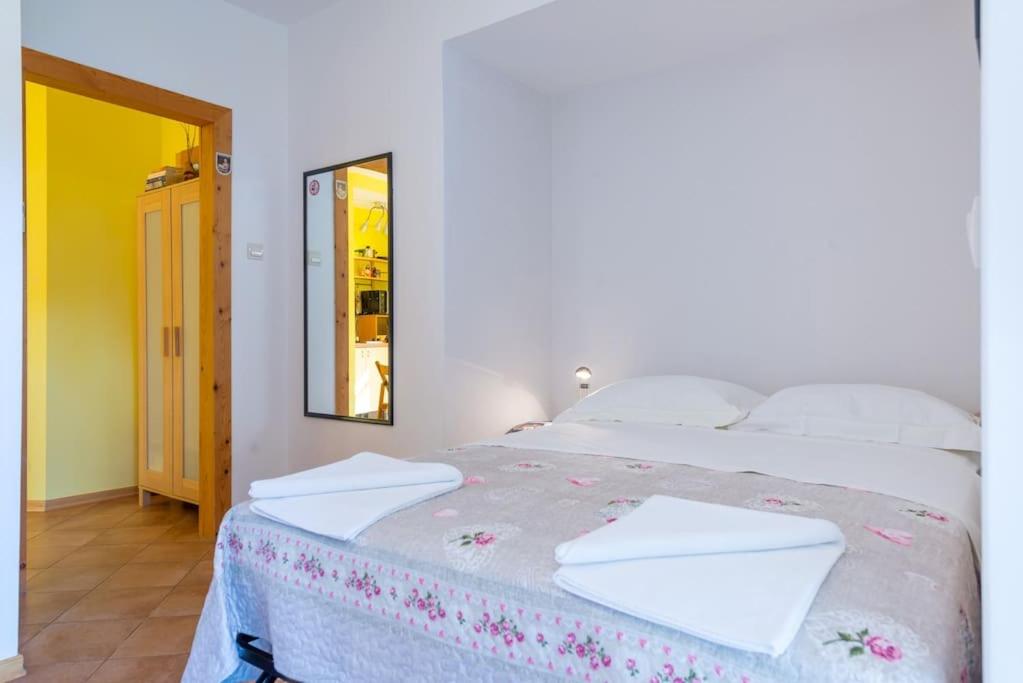 Ankora apartments sea and Old Town view - HOT TUB