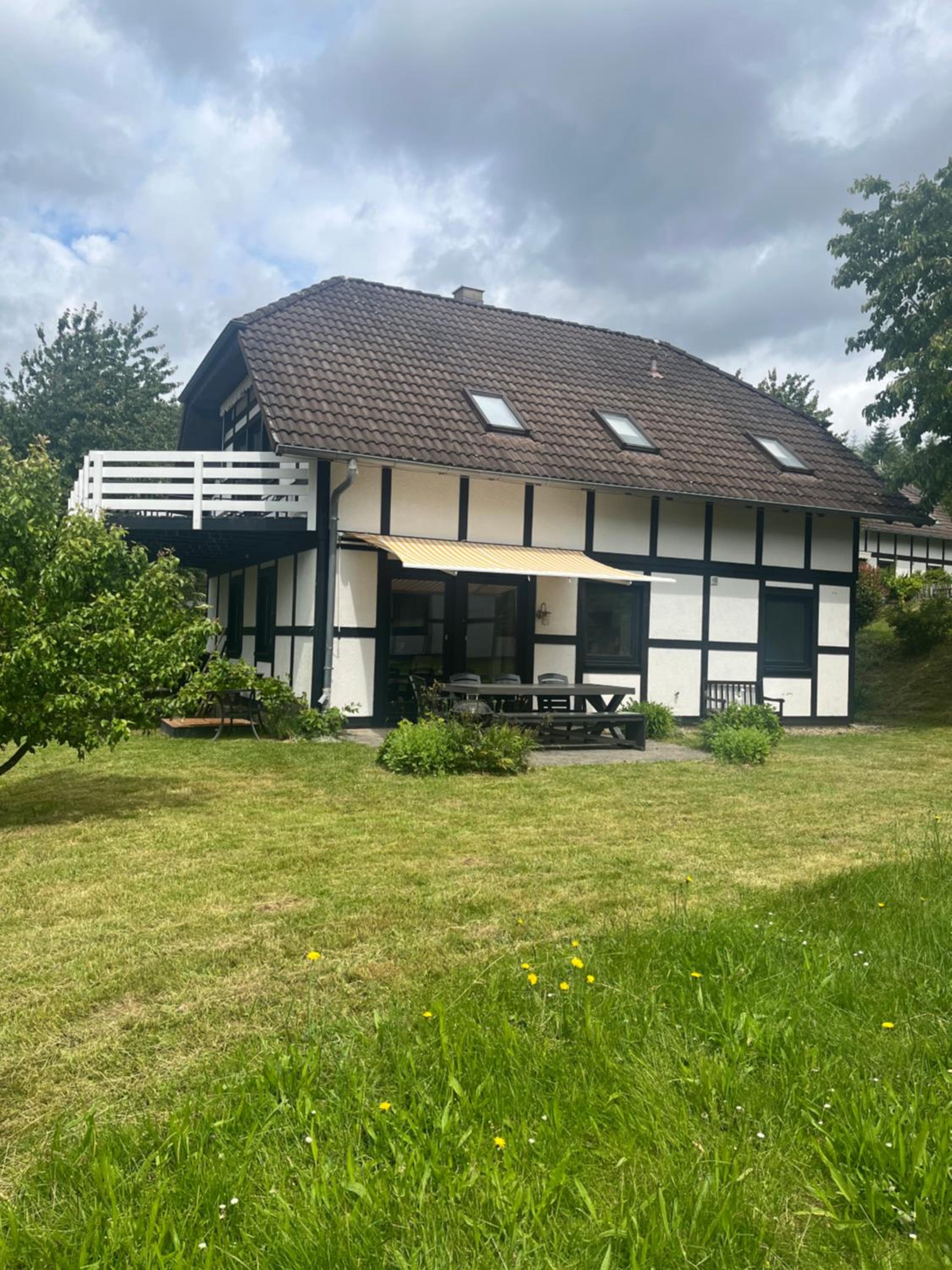 5-persoons Vakantiehuis aan rand Sauerland Edersee