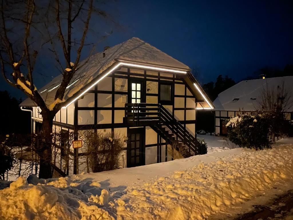 5-persoons Vakantiehuis aan rand Sauerland Edersee