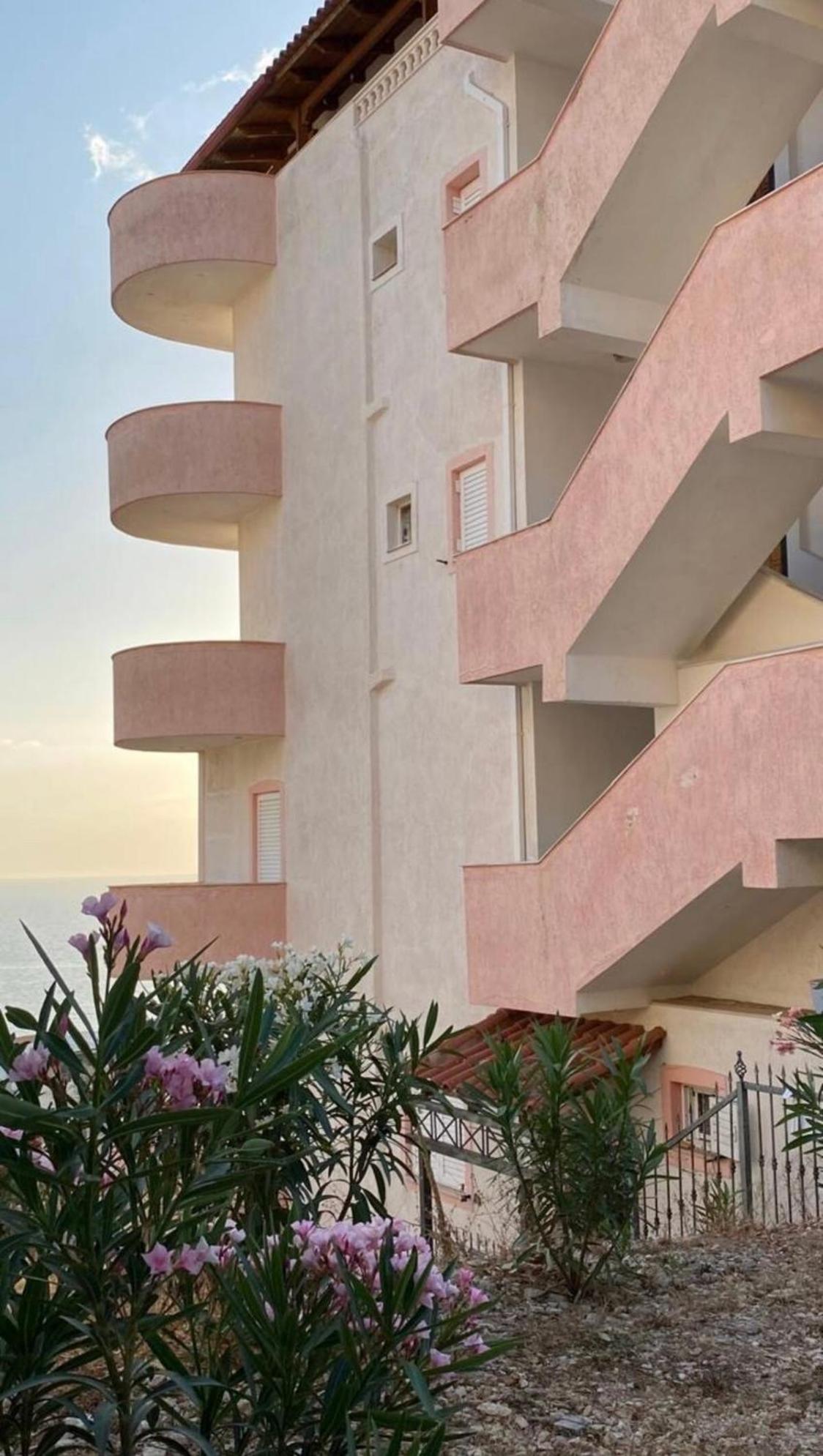 Vila Tani-2 Studios&Apartments Parking