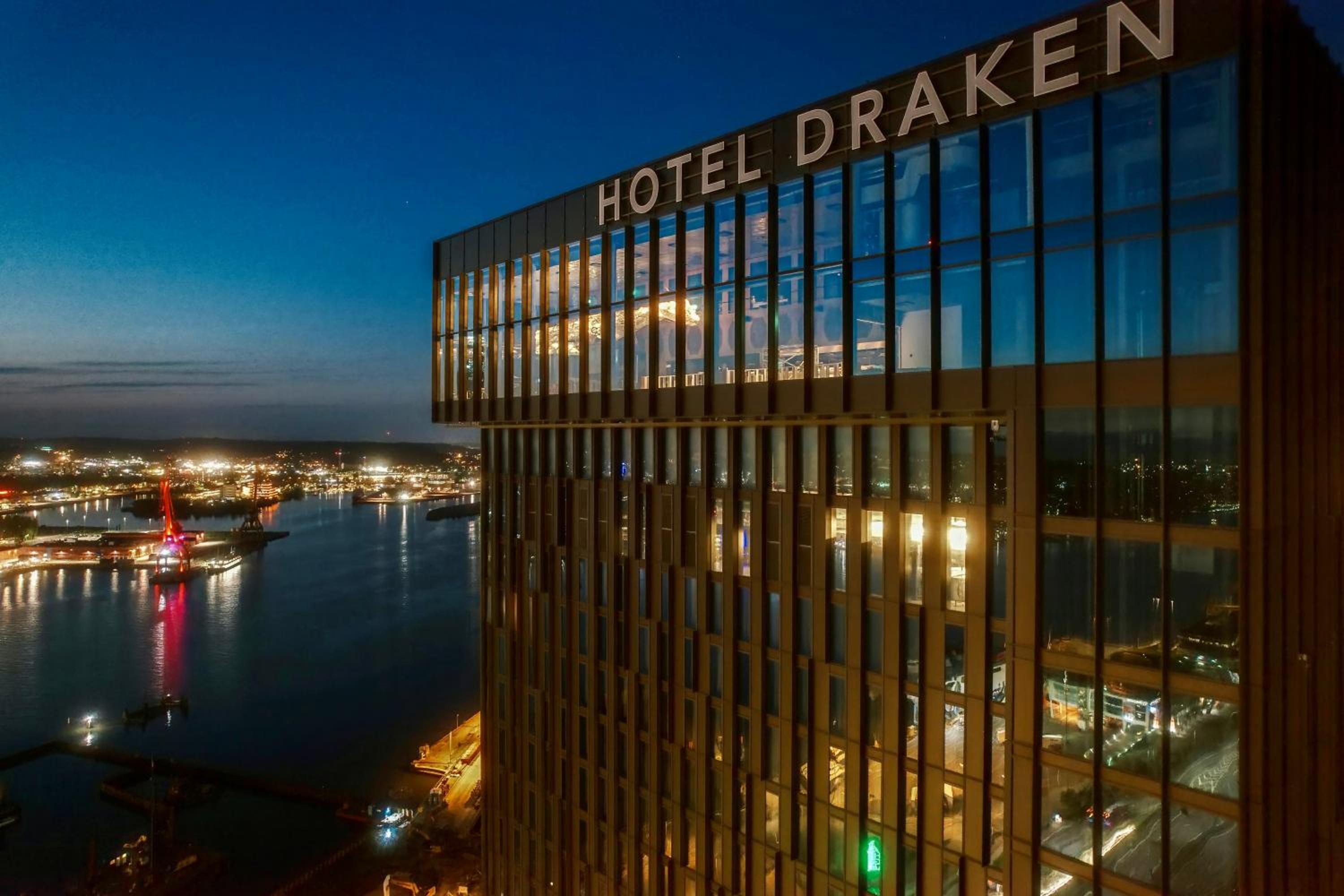 Hotel Clarion Hotel Draken - Image 1