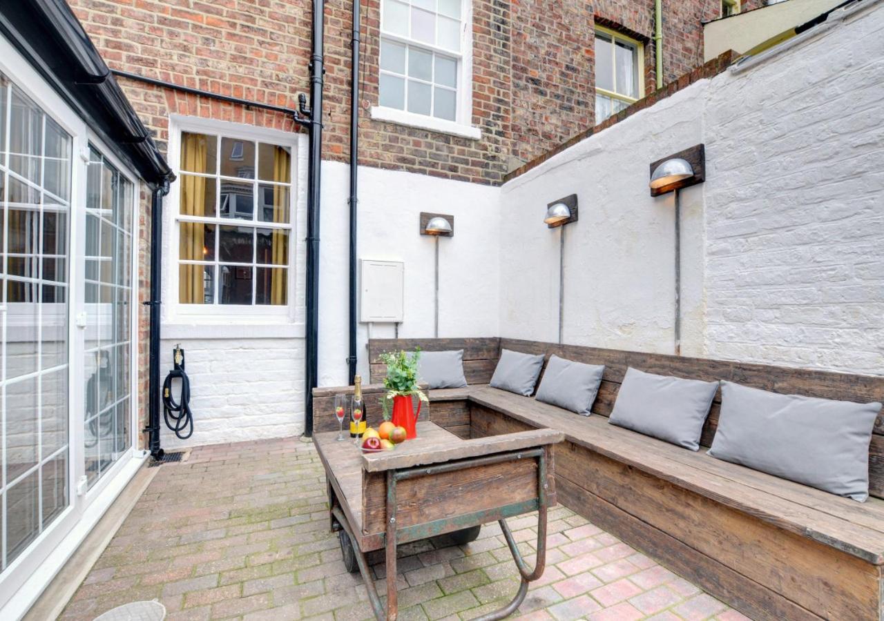 16 Park Terrace view 3