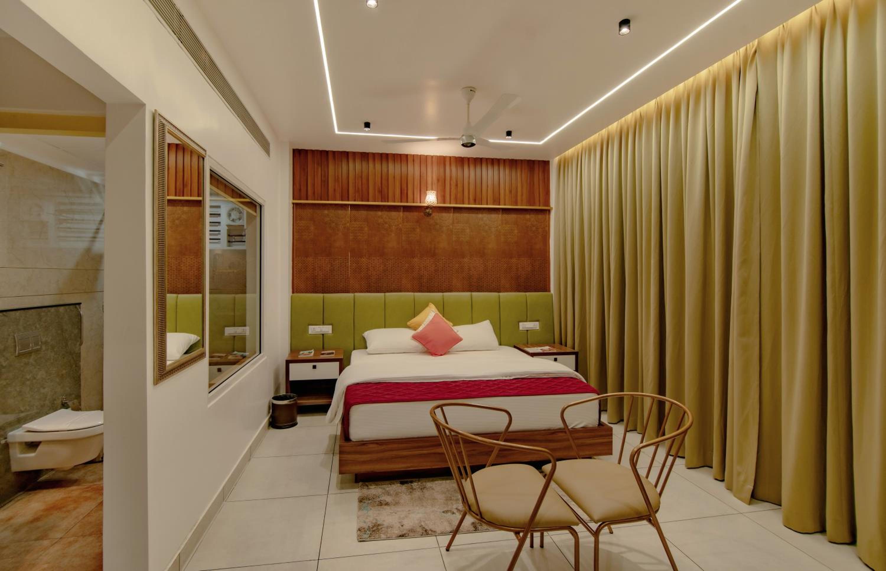 Boulevard Resorts