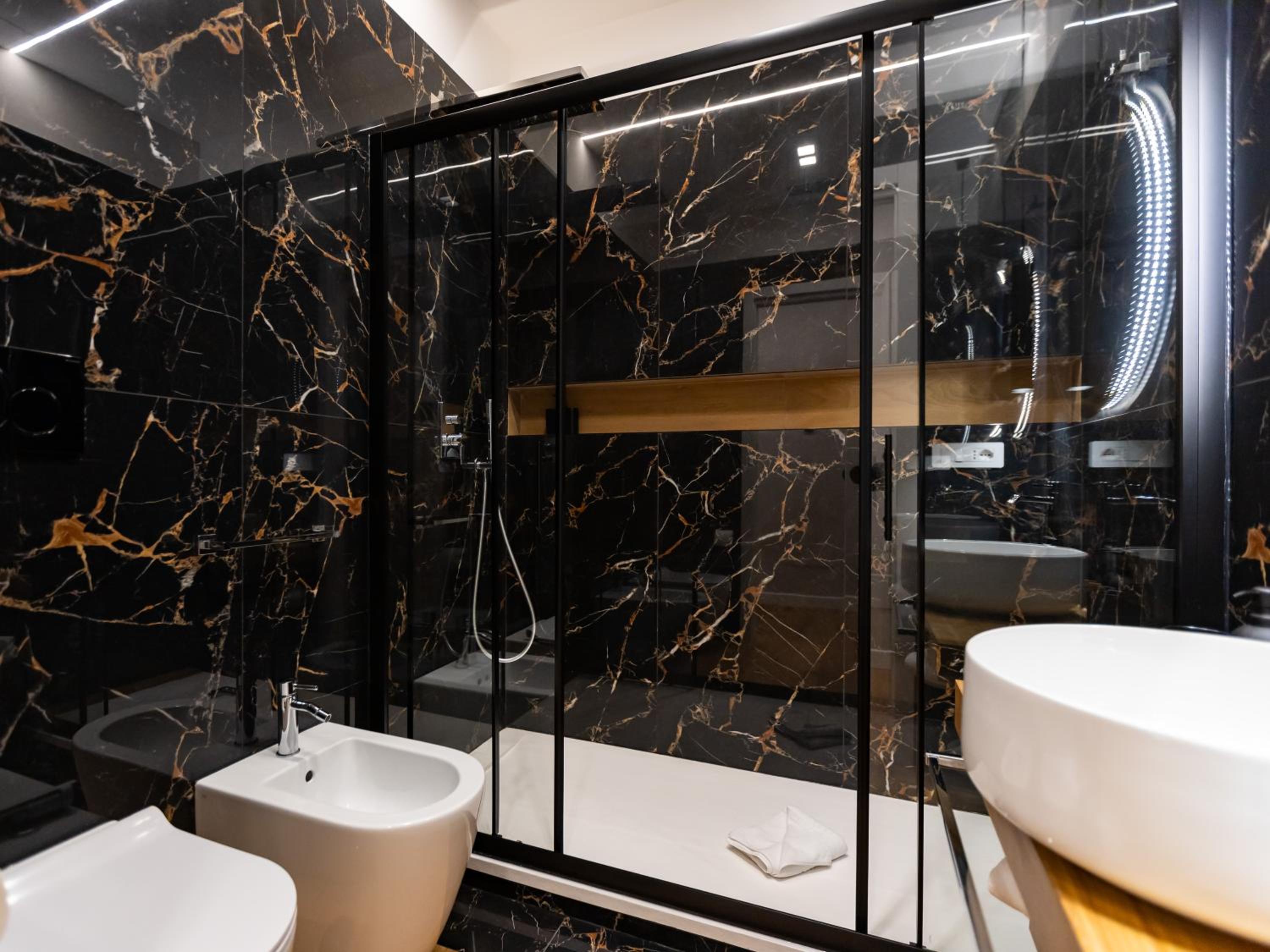 Regola Luxury Relais