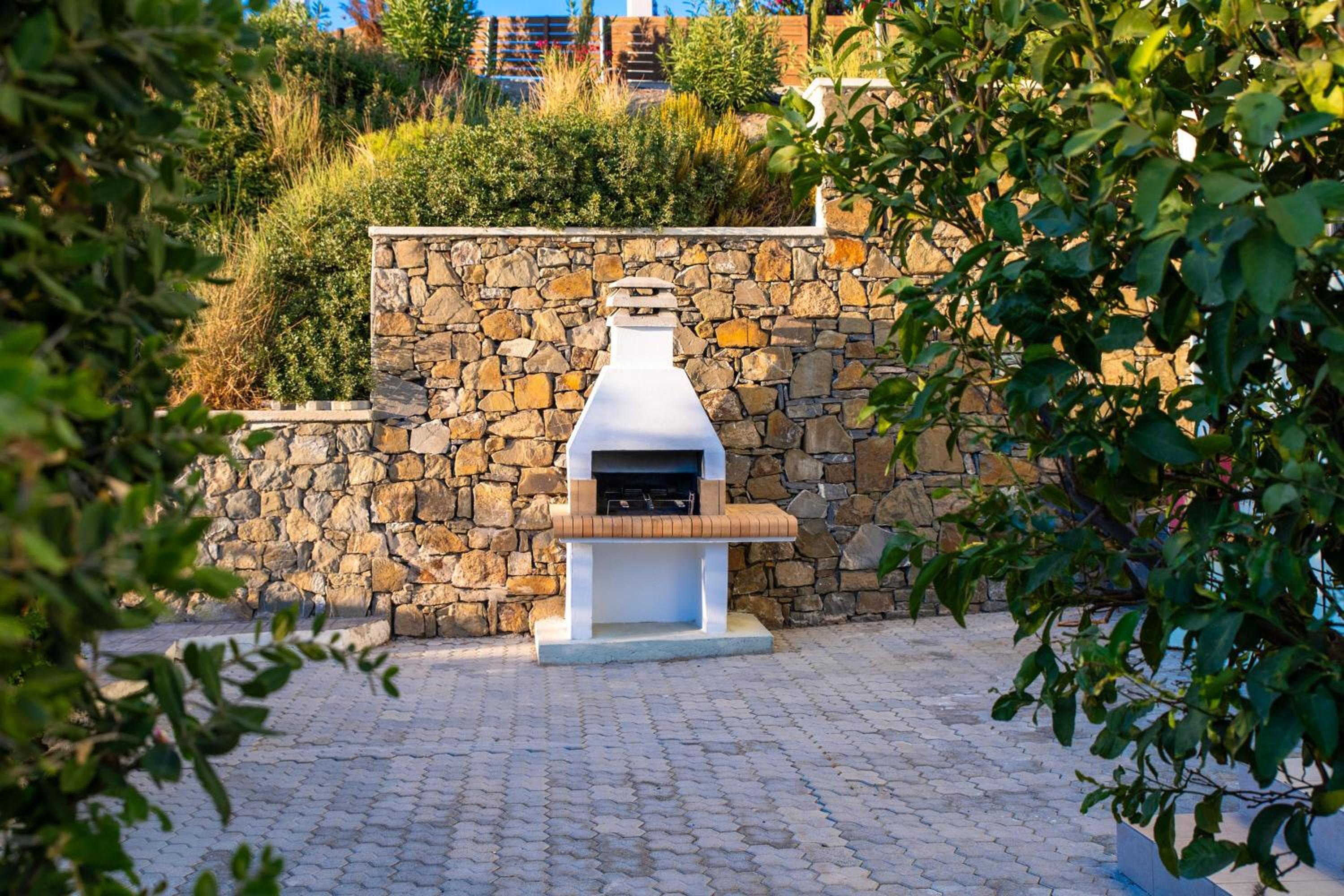 Gonos Villas