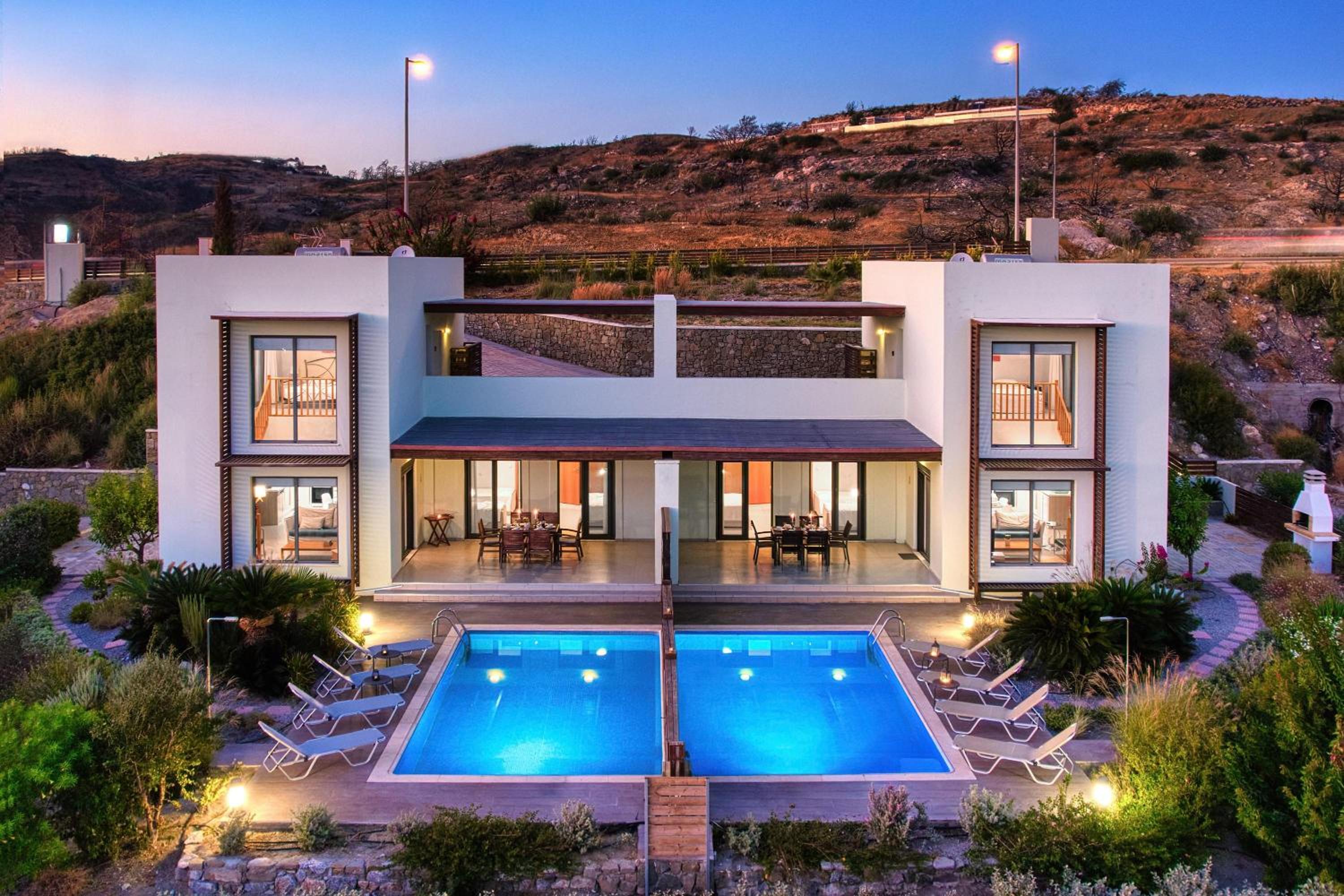 Gonos Villas