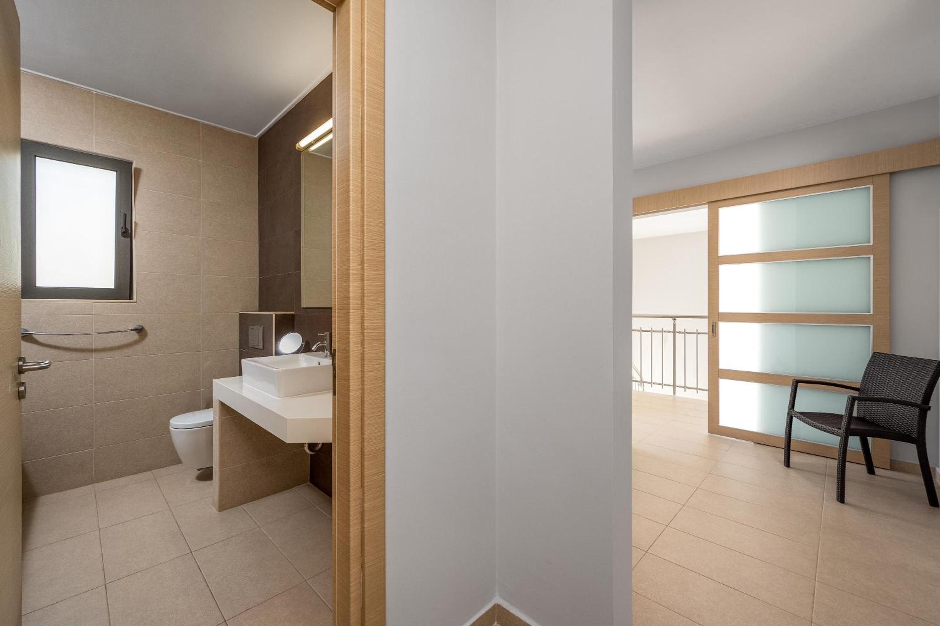 Gonos Villas