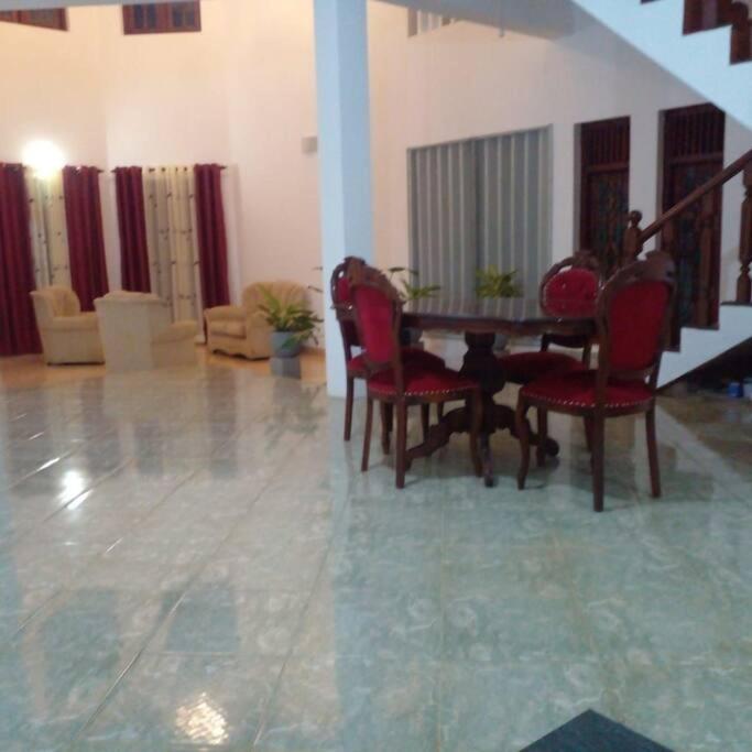 Newlook Holiday Bungalow-Matale