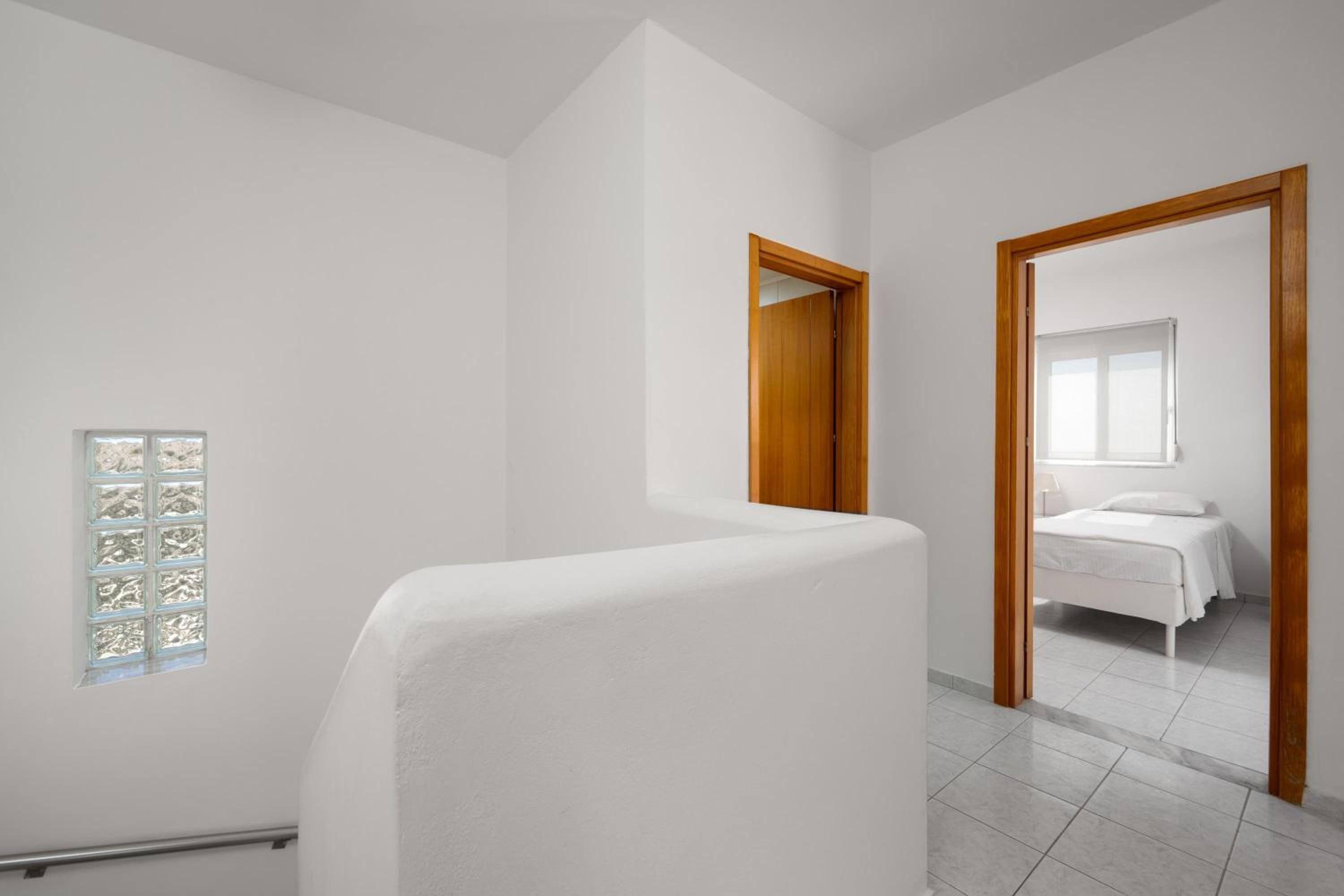 Gonos Villas