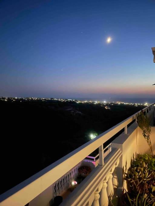 Golden Sunset Apartment