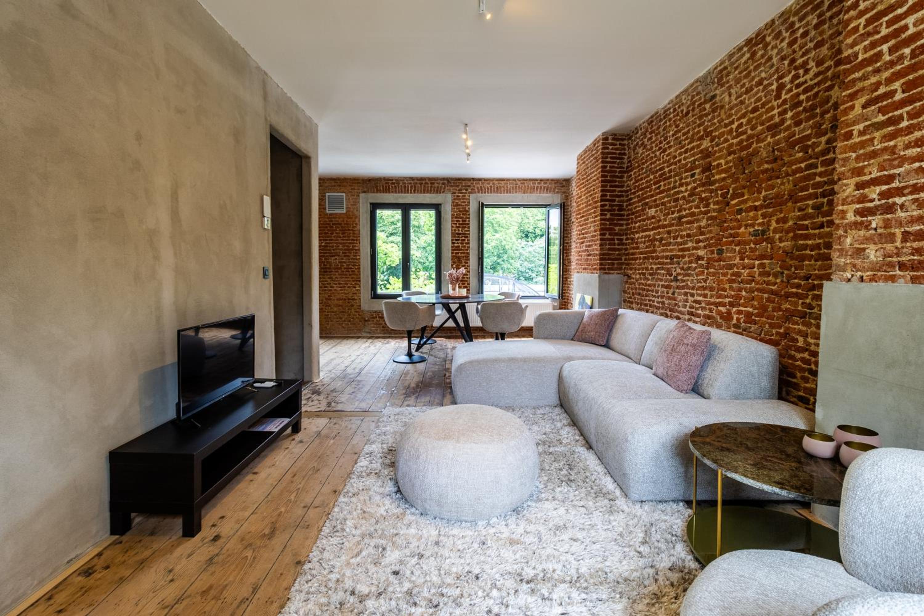Zooside Suites