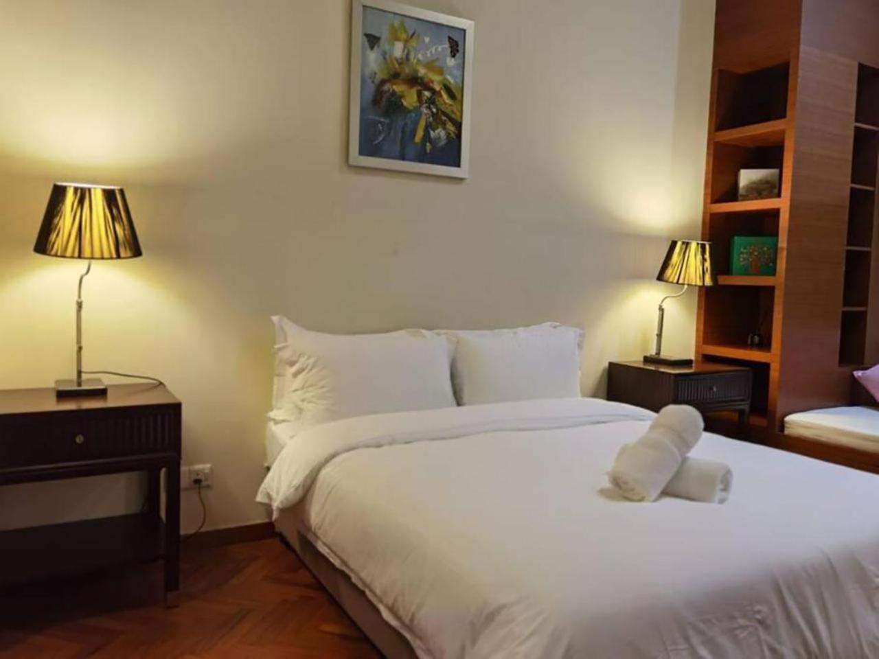 WHITE HOUSE STRAITS QUAY MARINA LUXURY STAY GURNEY photo 7