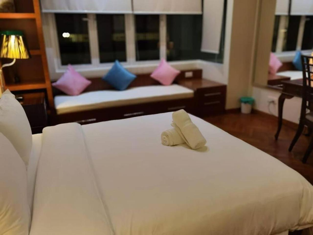 WHITE HOUSE STRAITS QUAY MARINA LUXURY STAY GURNEY photo 8