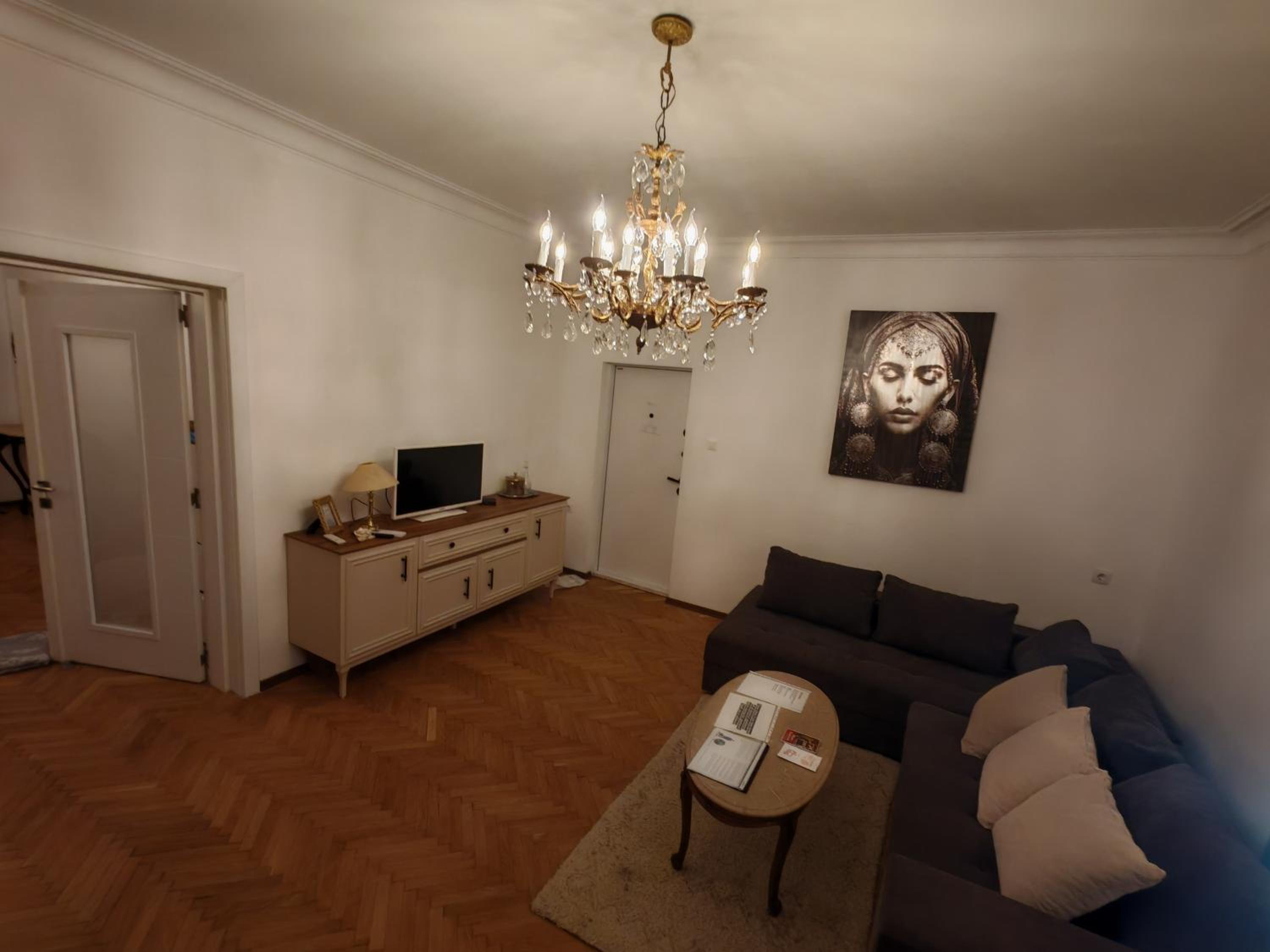 Apartament 86