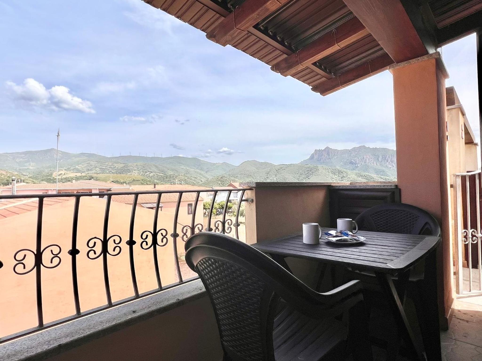 Hadley House Key to Villas