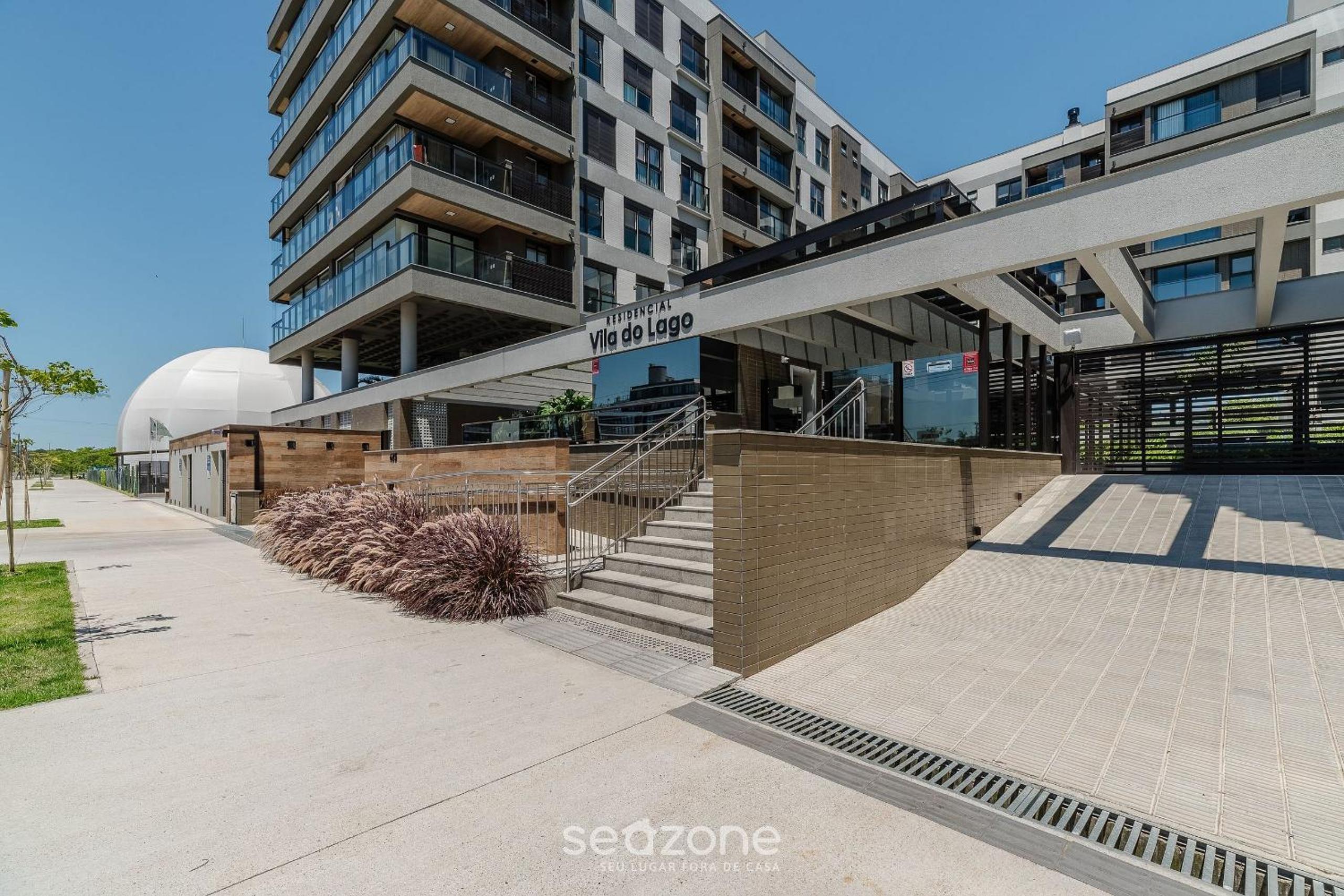 Cond Apartments Vila do Lago in Jurerê - VLO