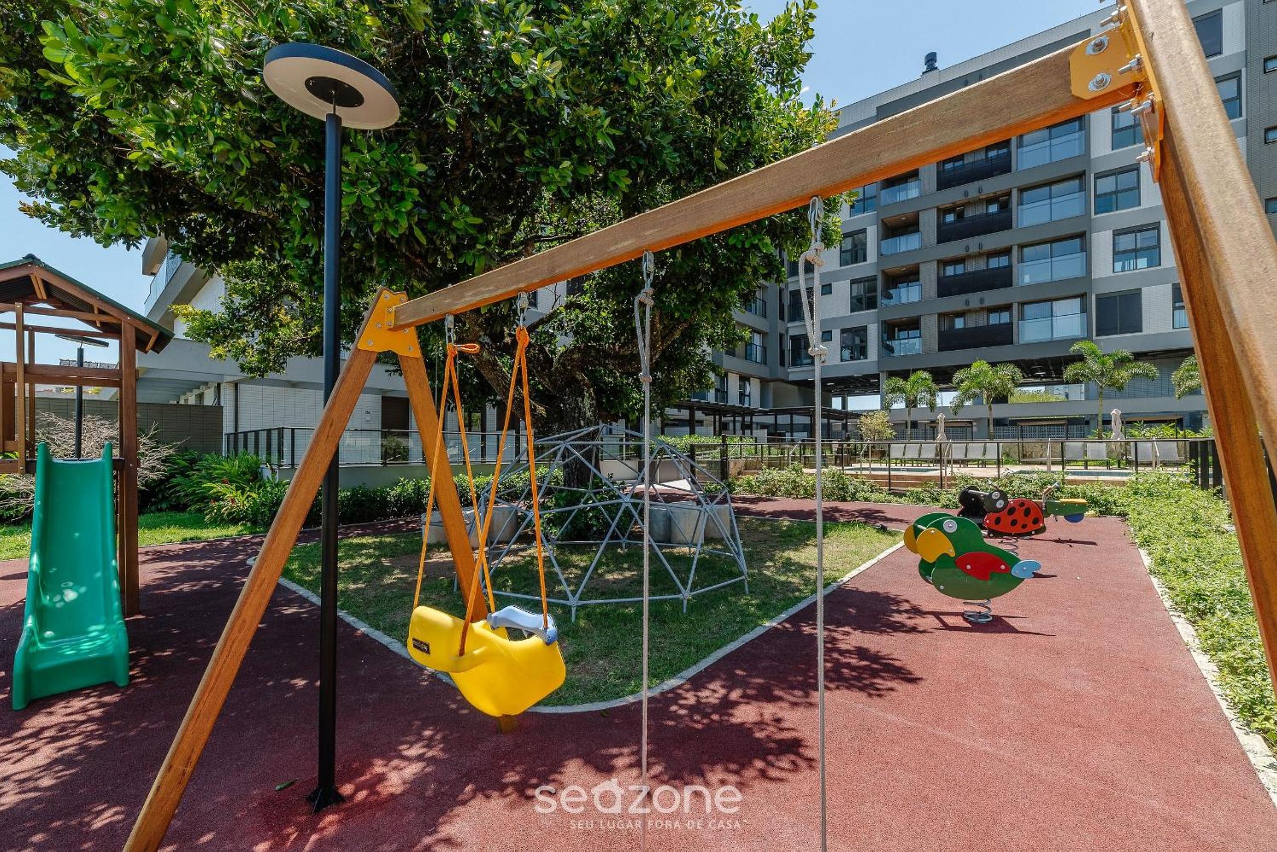 Cond Apartments Vila do Lago in Jurerê - VLO
