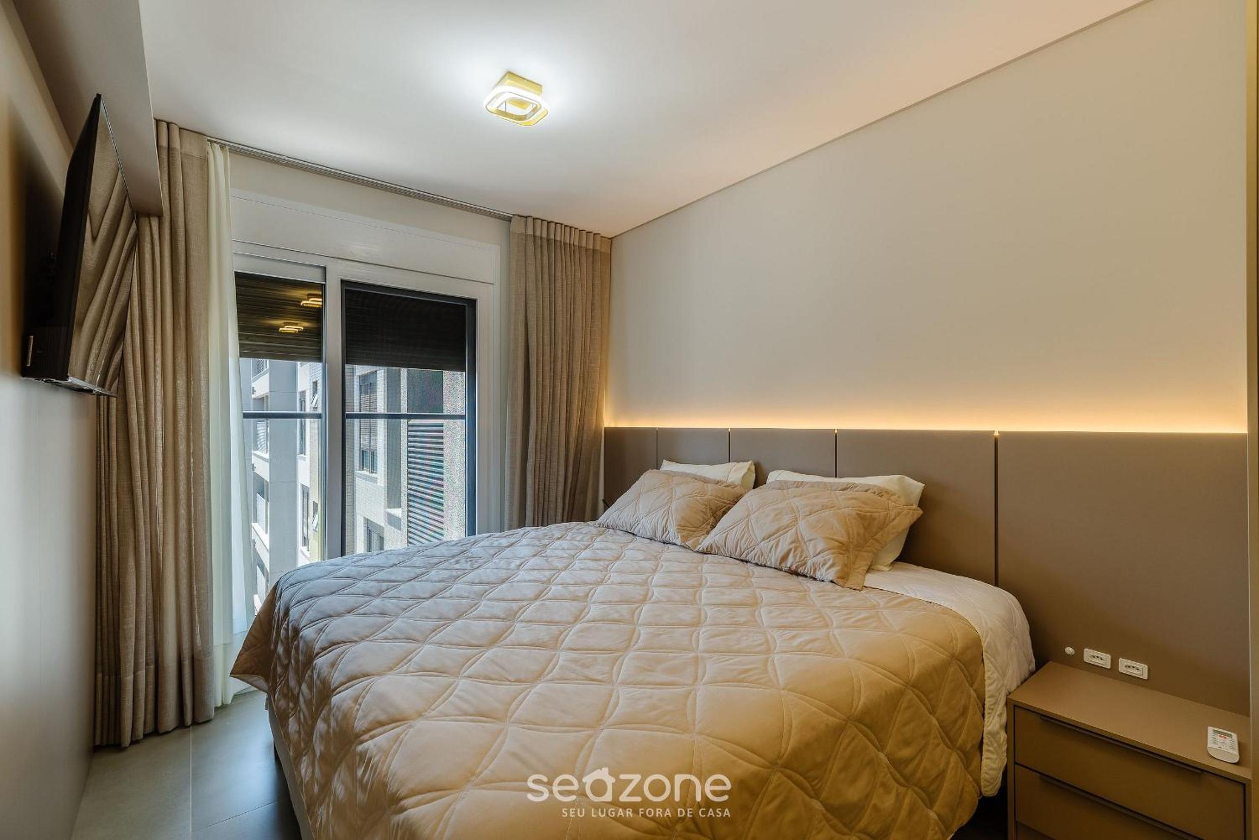 Cond Apartments Vila do Lago in Jurerê - VLO