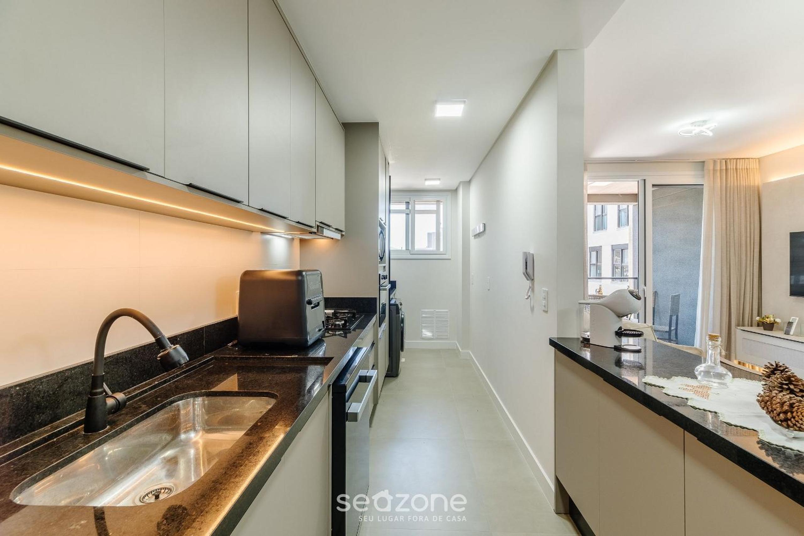 Cond Apartments Vila do Lago in Jurerê - VLO