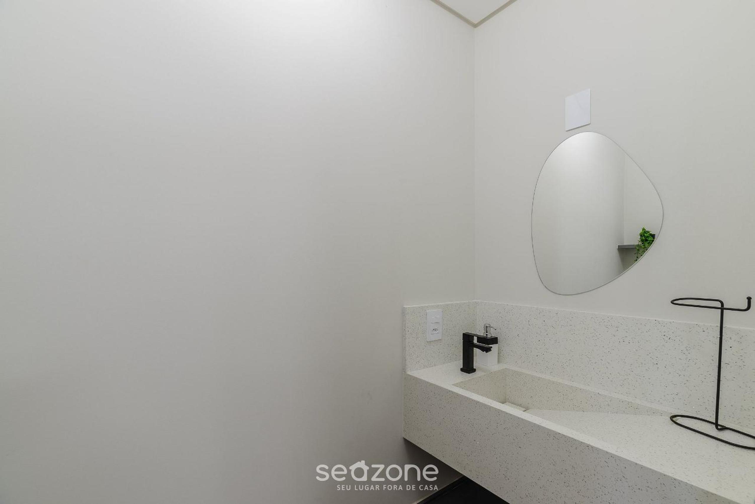 Cond Apartments Vila do Lago in Jurerê - VLO