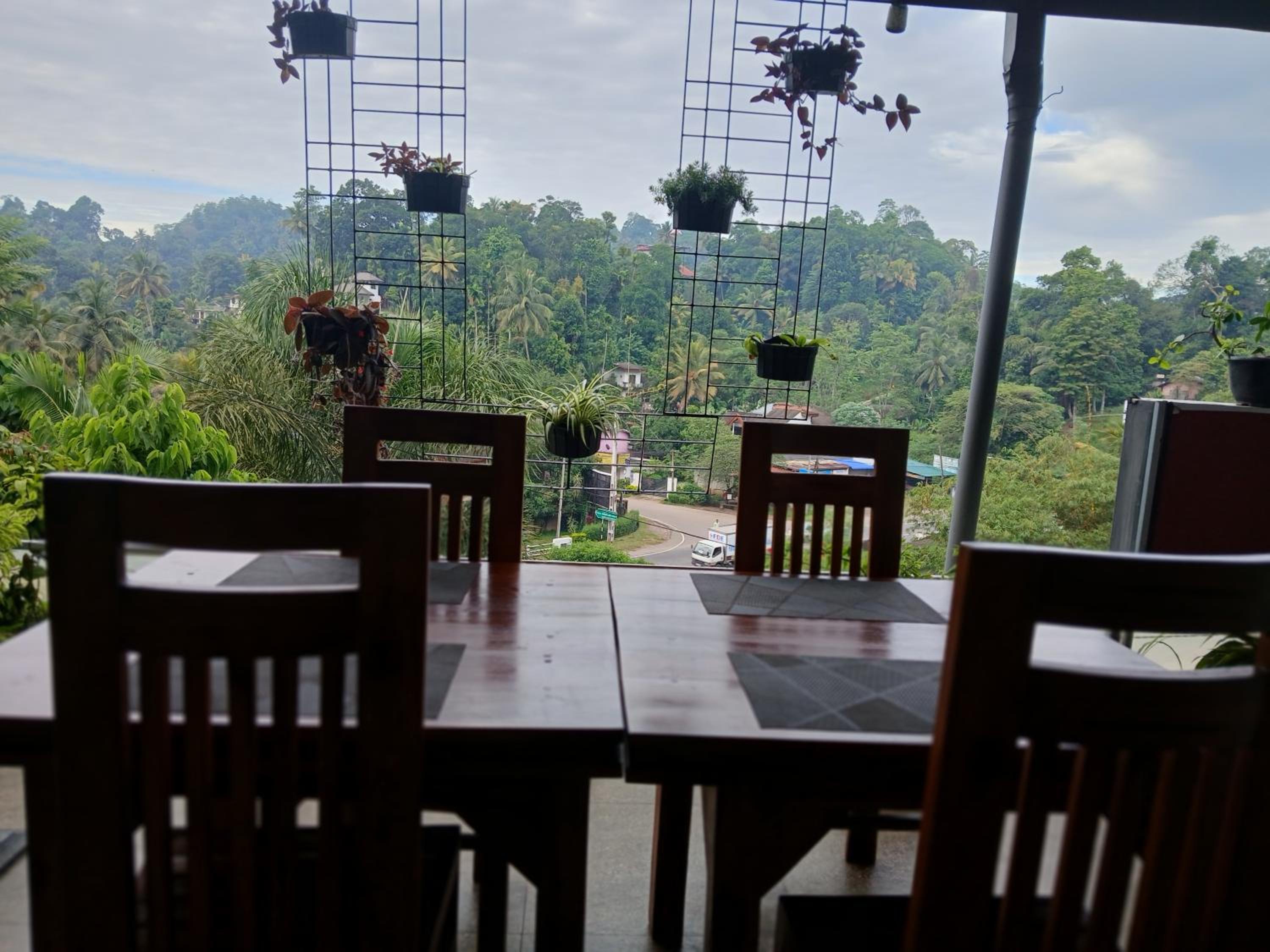 Kandyan Lounge
