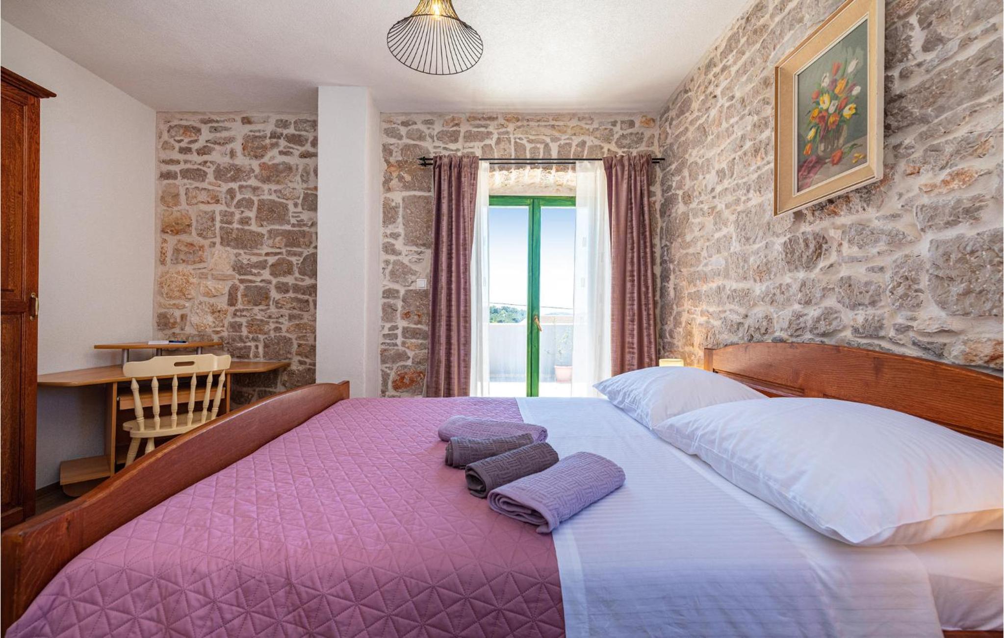 Luxurious Home In Drage