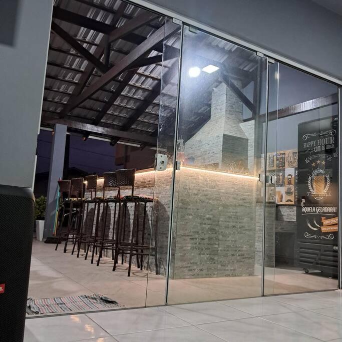 Recanto Salinas - Casa alto padrão a 350mts da praia