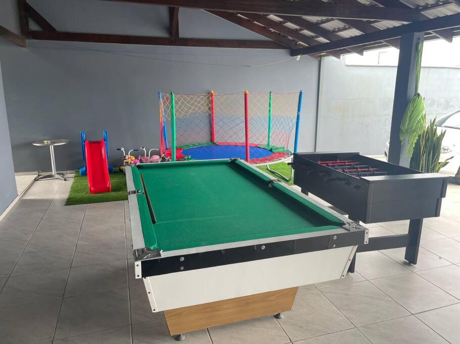 Recanto Salinas - Casa alto padrão a 350mts da praia
