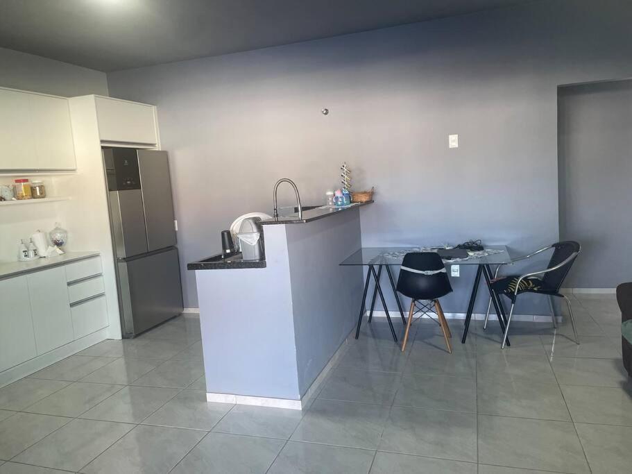 Recanto Salinas - Casa alto padrão a 350mts da praia
