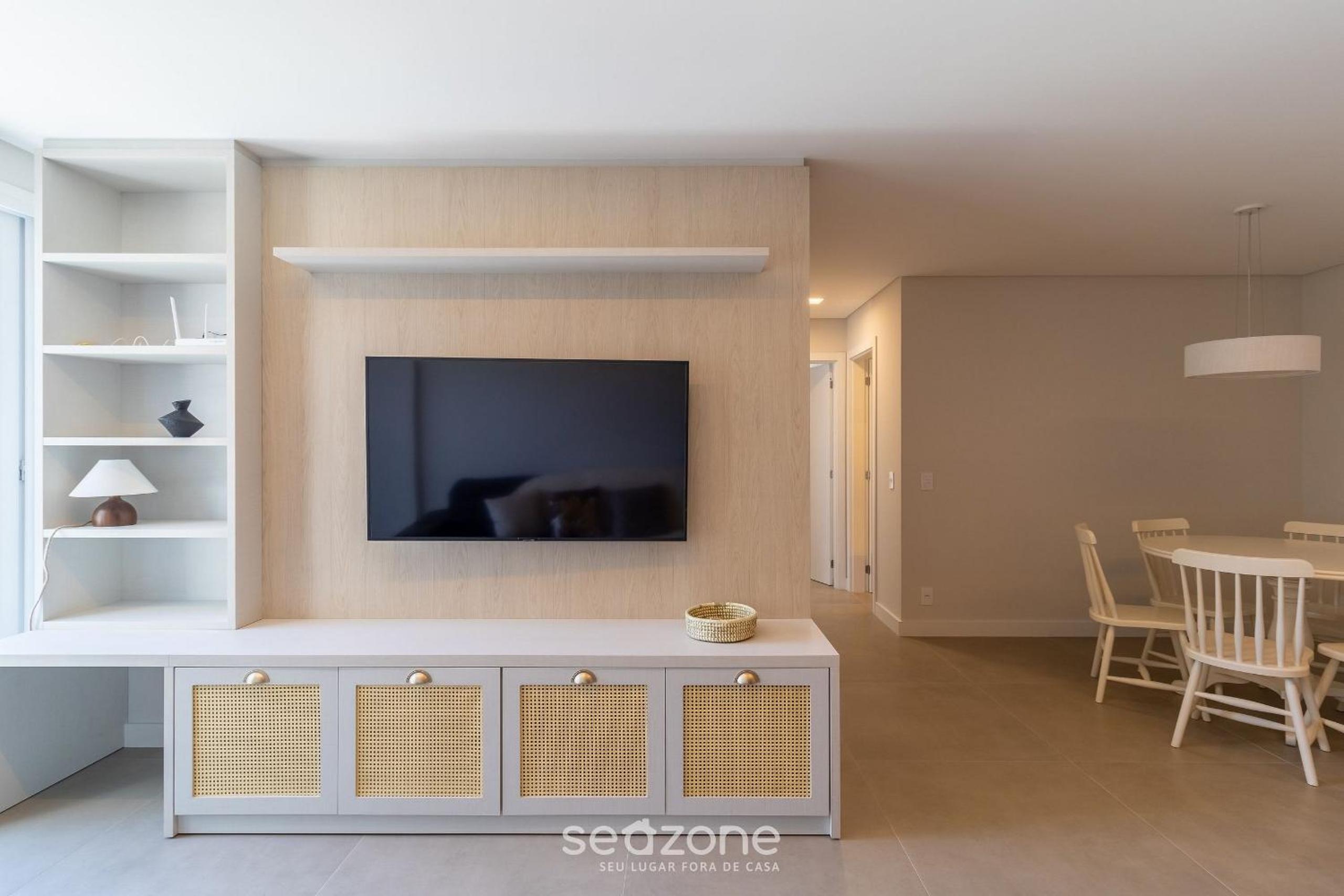 Cond Apartments Vila do Lago in Jurerê - VLO