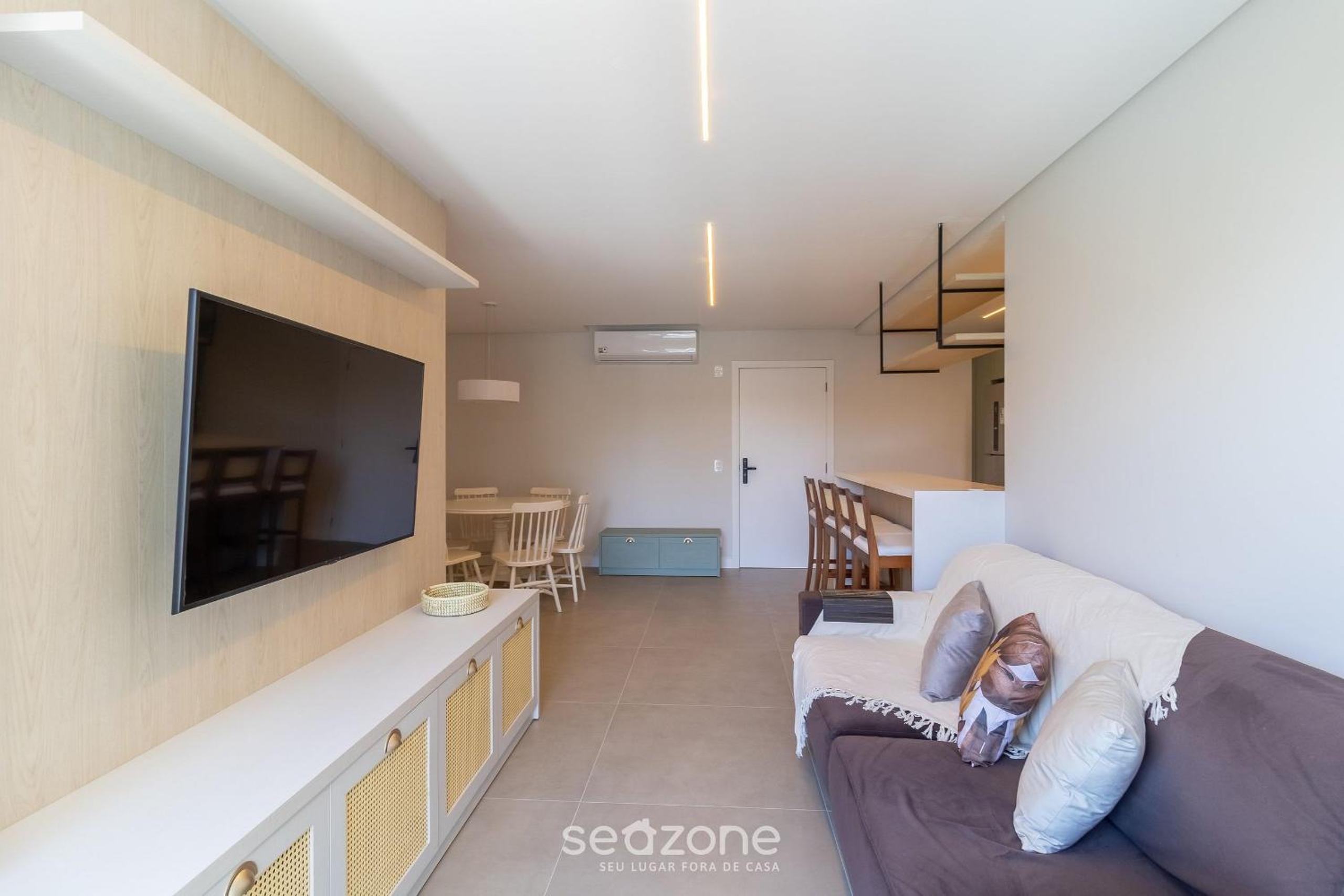 Cond Apartments Vila do Lago in Jurerê - VLO