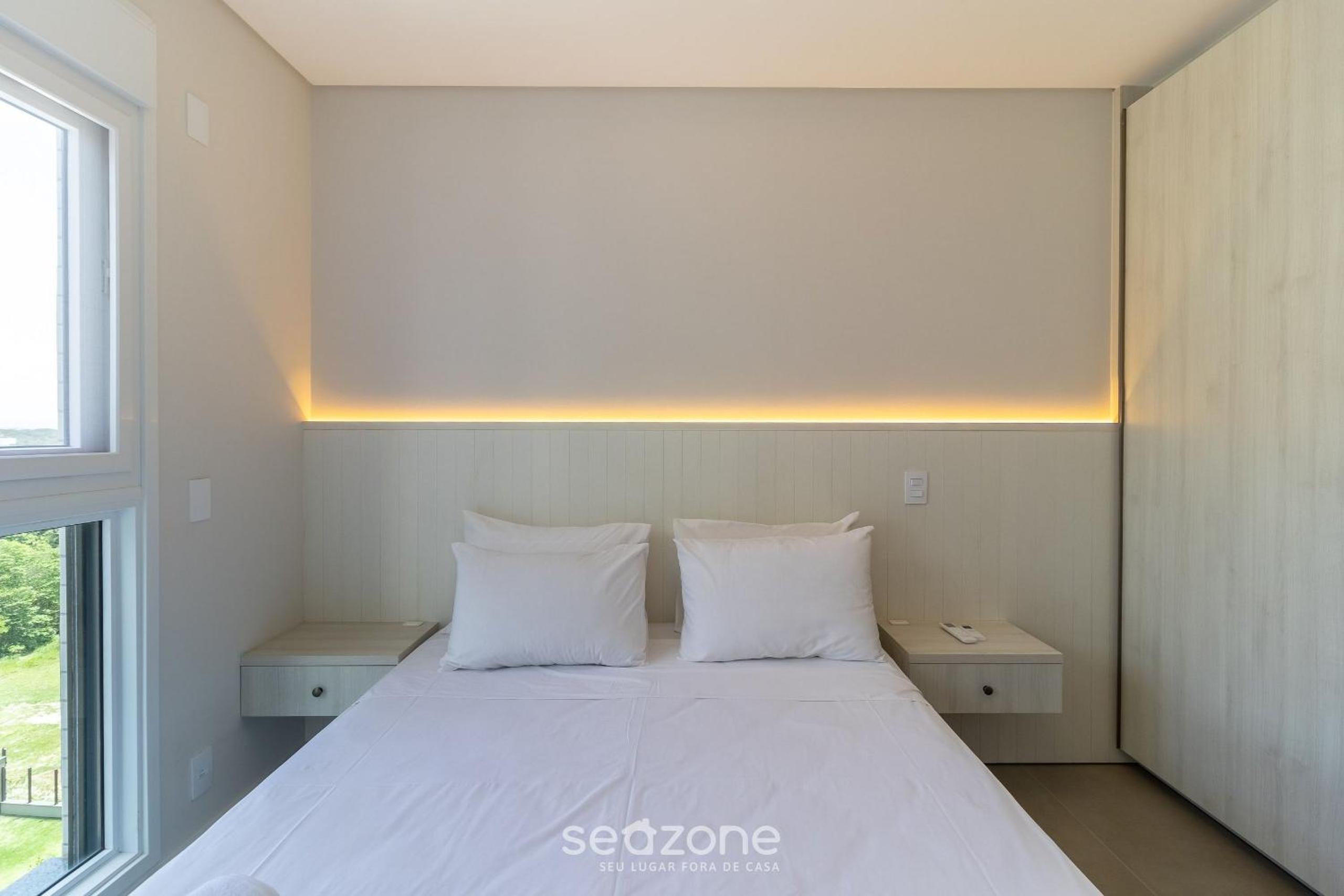 Cond Apartments Vila do Lago in Jurerê - VLO