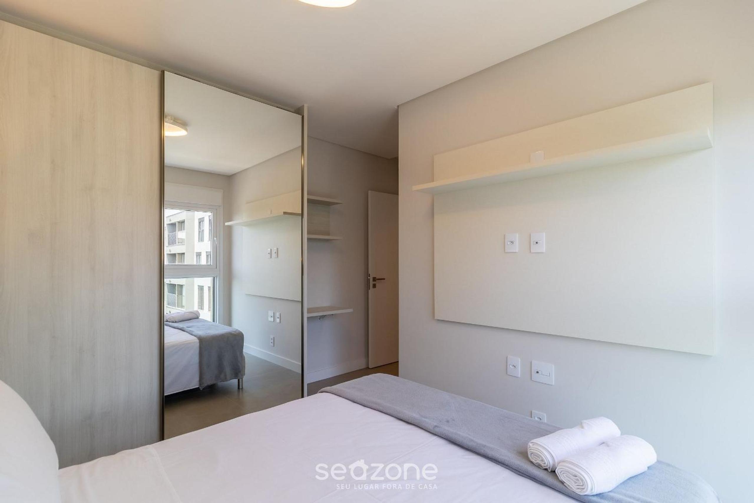 Cond Apartments Vila do Lago in Jurerê - VLO