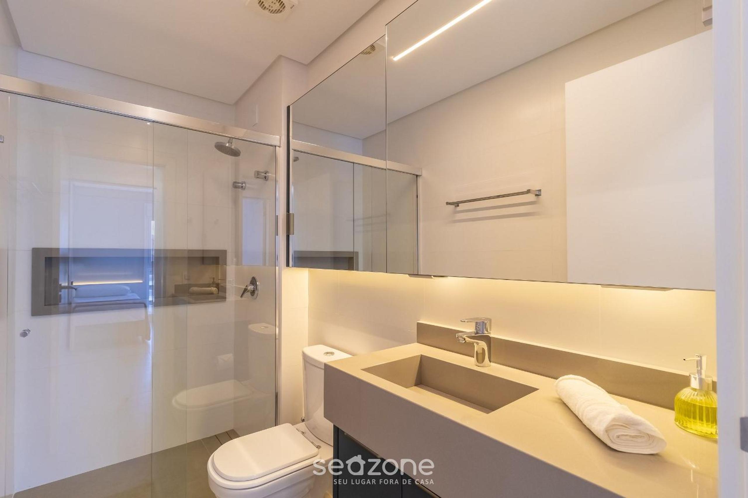 Cond Apartments Vila do Lago in Jurerê - VLO