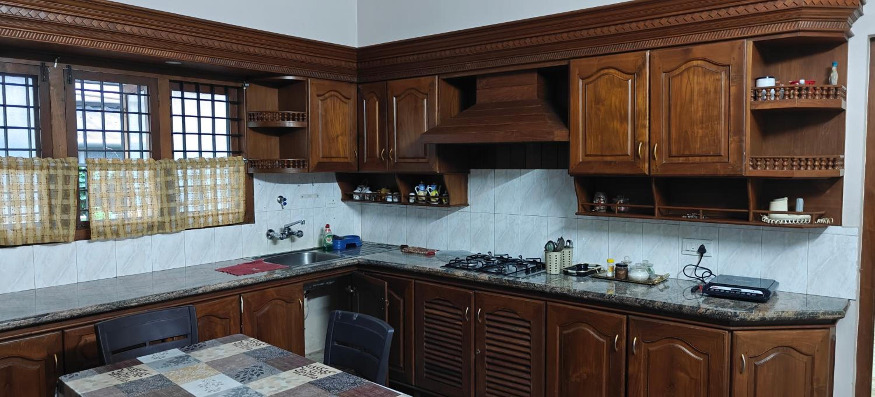 Alite Posh 4 BHK Villa in Thrissur Town